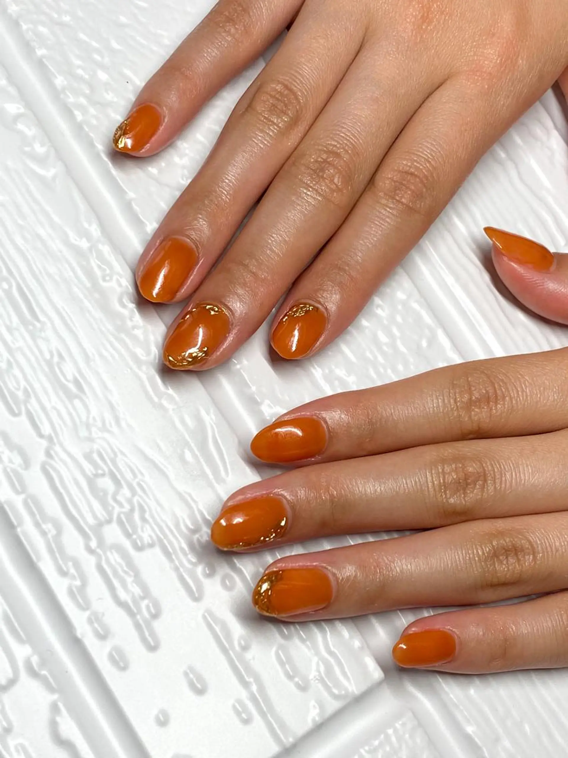ネイル ゴールド ミラーネイル オレンジ akita kazumiのネイルデザイン