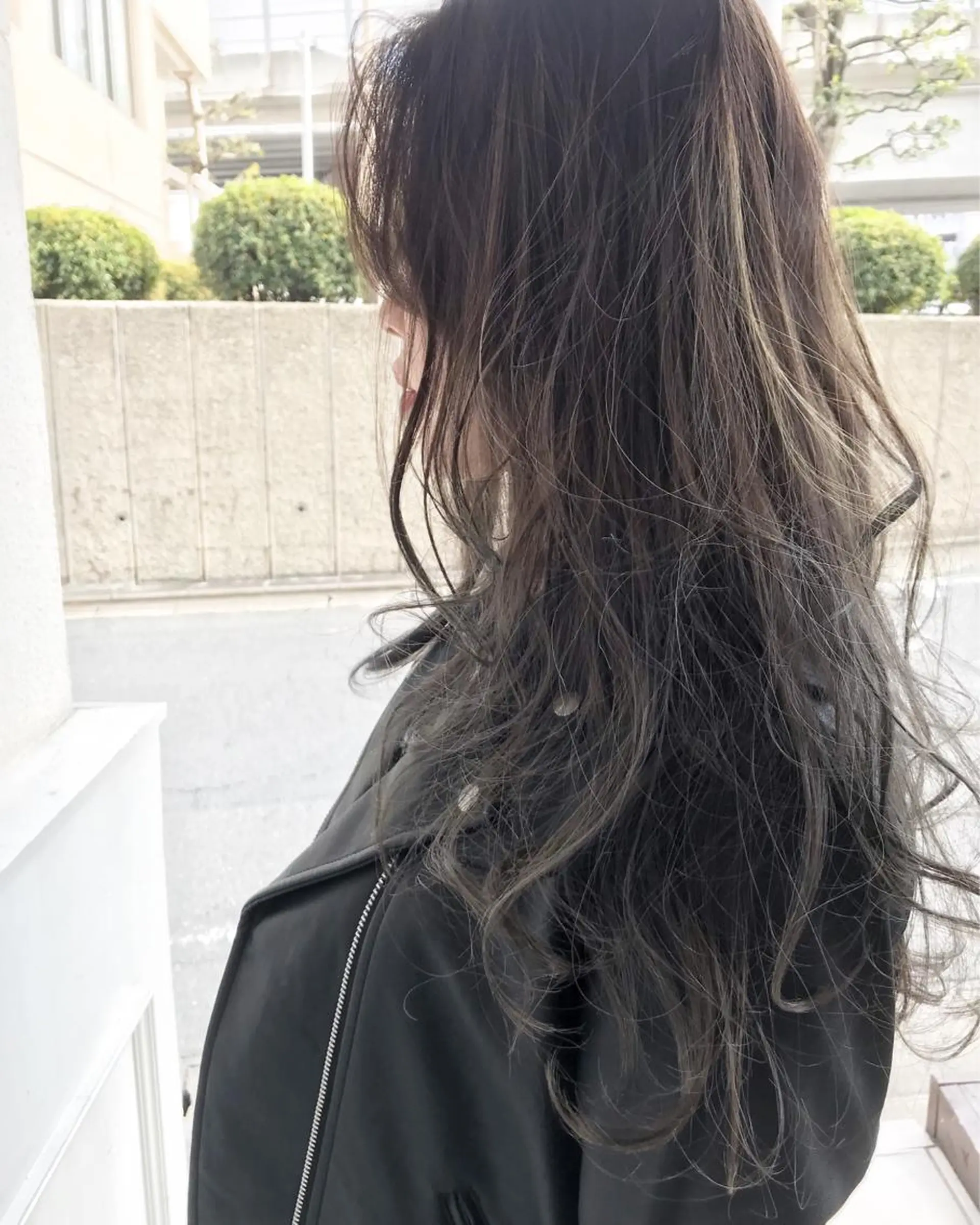 ロング ハイライト Musiiik hairのヘアスタイル