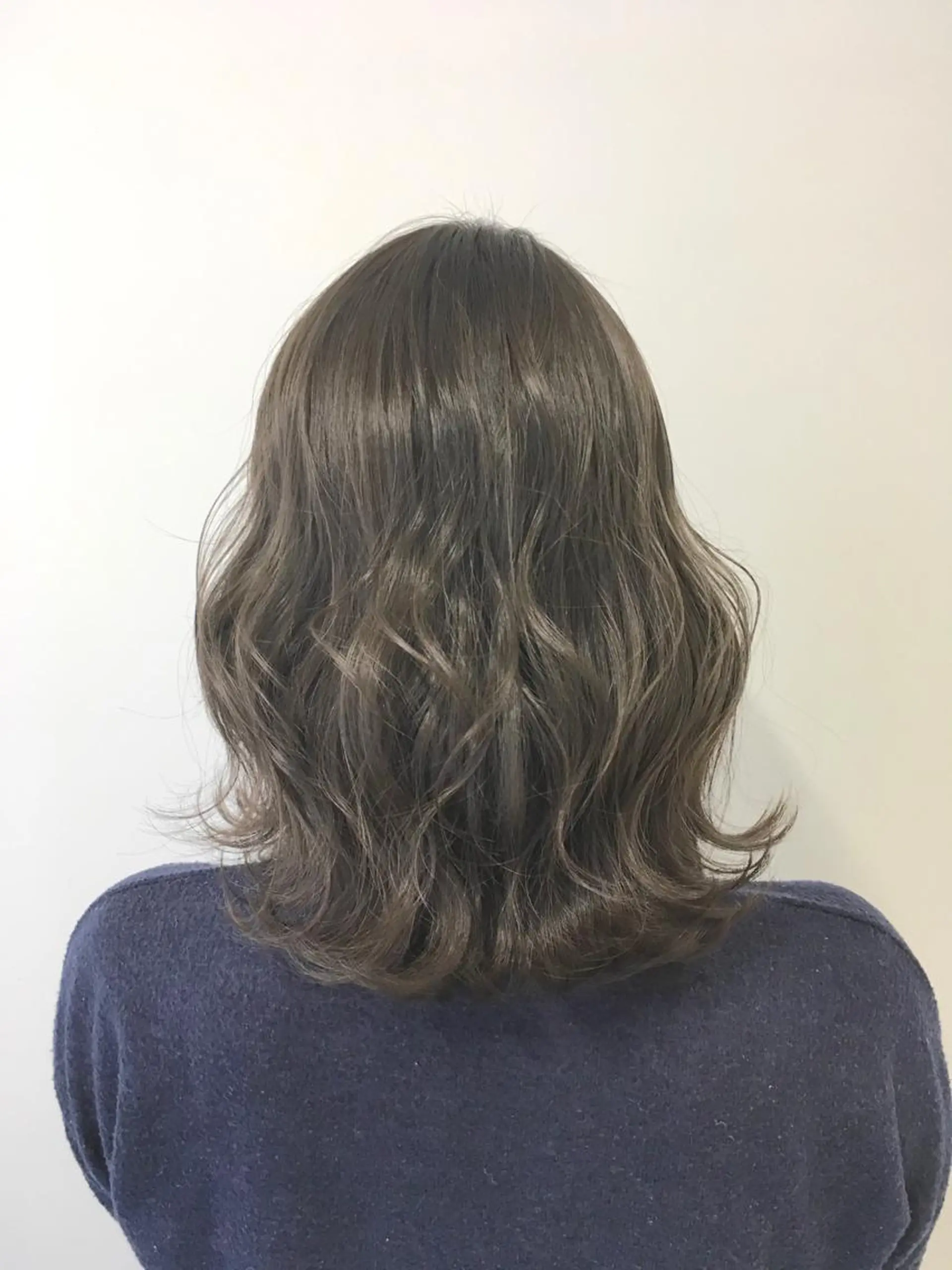 ミディアム カラー ブルーカラー ブルージュ go today shaire salon 本店所属・yoshi ☆のヘアスタイル