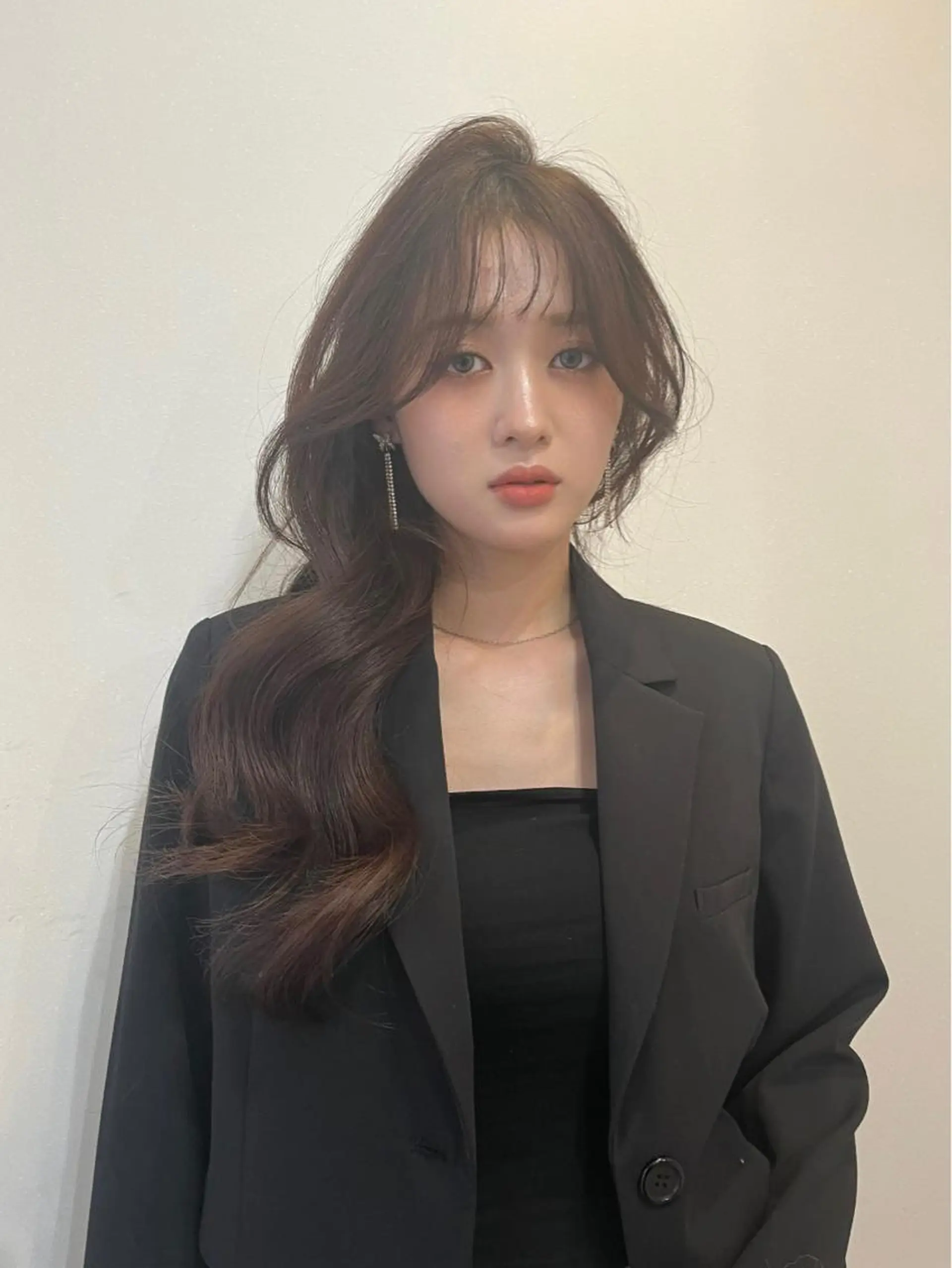 ロング 韓国ヘア レイヤーカットのヘアスタイル