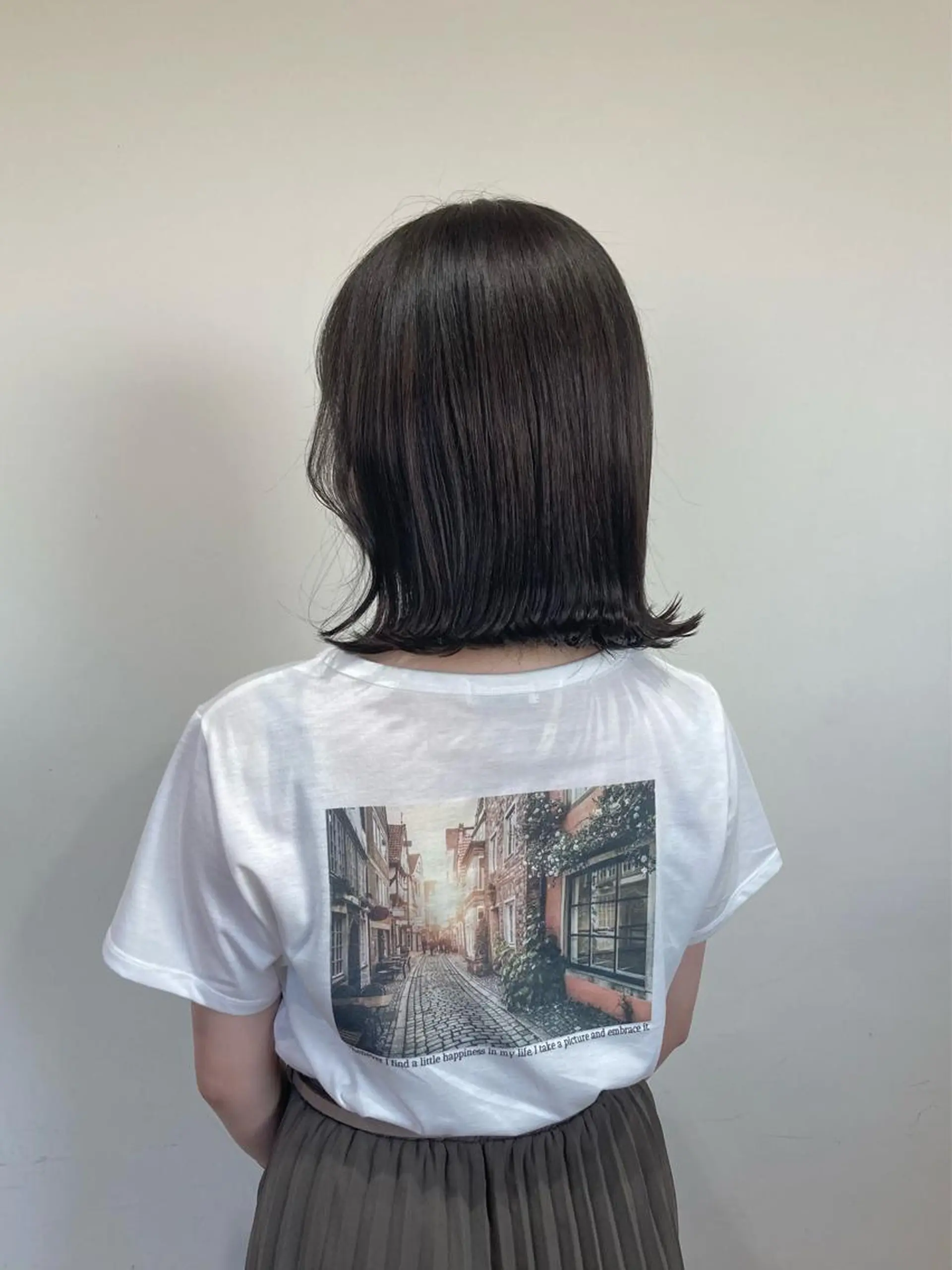 ミディアム カット ヘアカラー 梅山 美侑のヘアスタイル