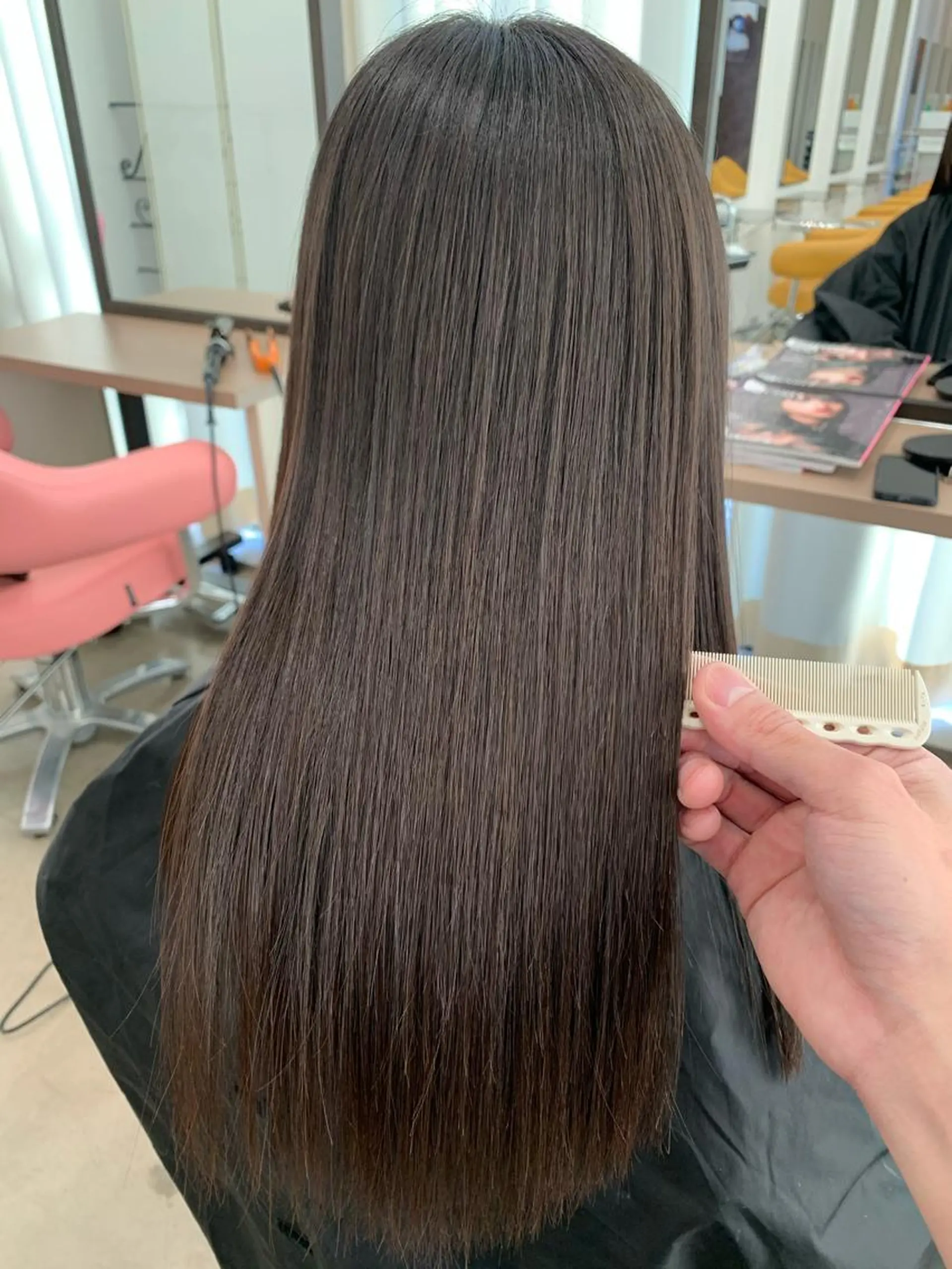 ロング 縮毛矯正 🍀ケアブリーチ カラー🍀坂井のヘアスタイル