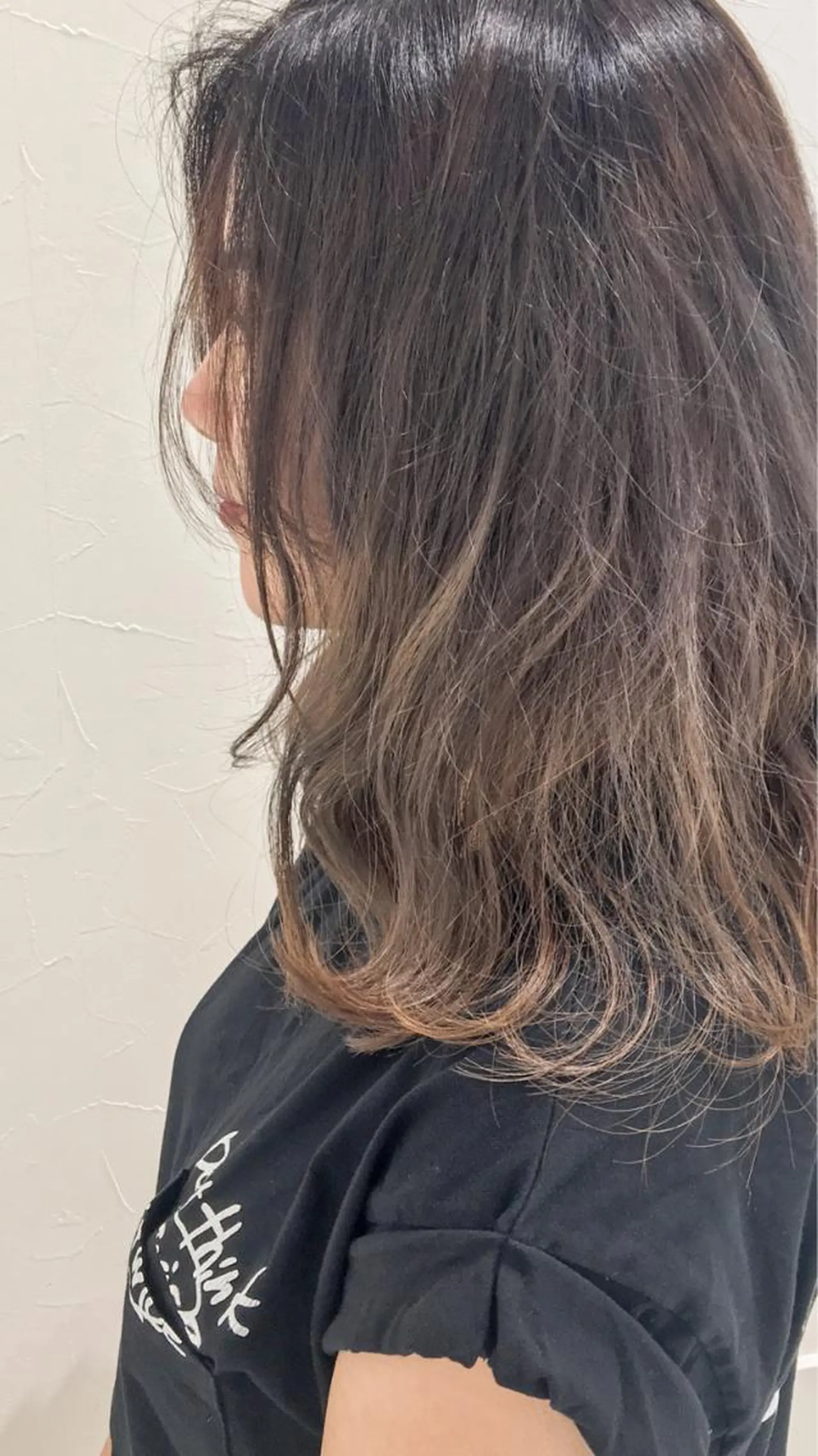 カラー MERu所属・MERu/高橋裕之 /レイヤー/艶カラーのヘアスタイル