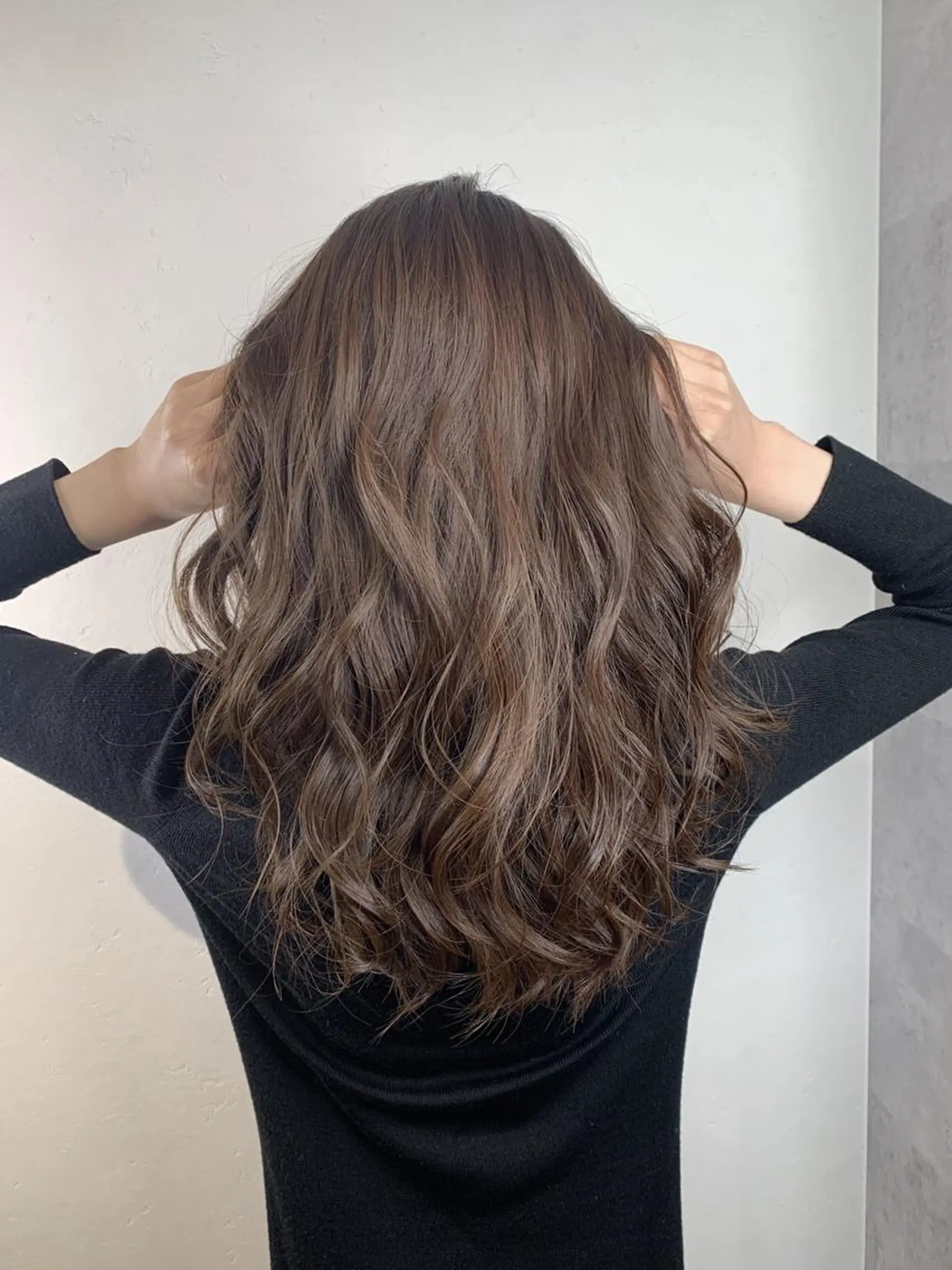 セミロング アンダーバーホワイト 堺東店のヘアスタイル