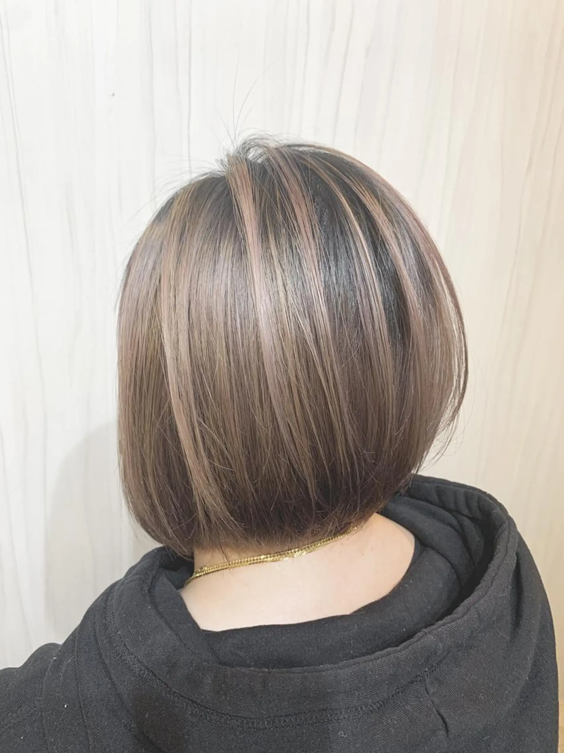 パーマ カラー セミロング 嶋村夏実🌼レイヤー 🌸白髪ぼかしのヘアスタイル