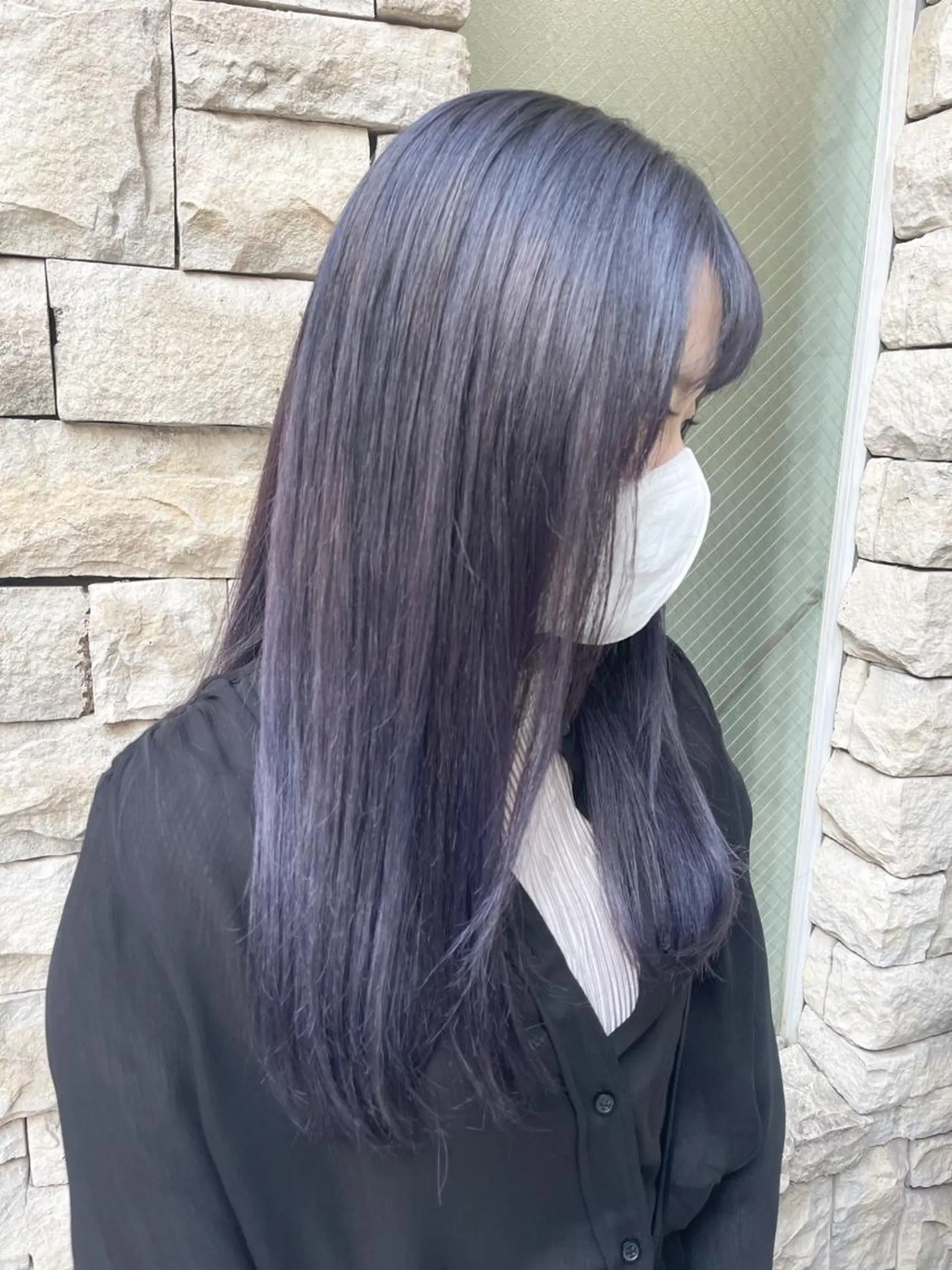 ロング カラー ネイビーカラー EMANON天神所属・Hitomi Ezakiのヘアスタイル