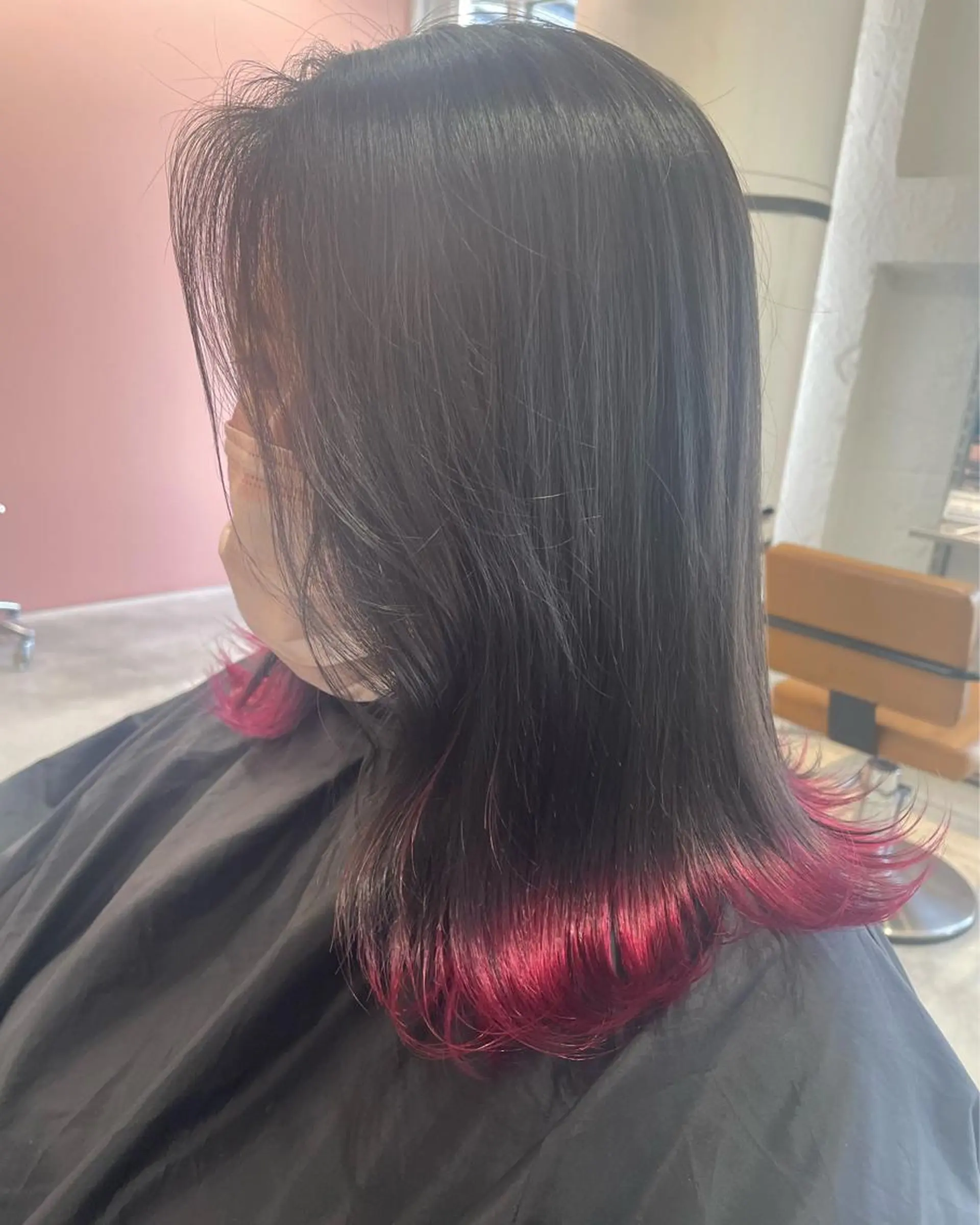 セミロング カラー 艶ハイトーン👑♡ NATSUKIのヘアスタイル