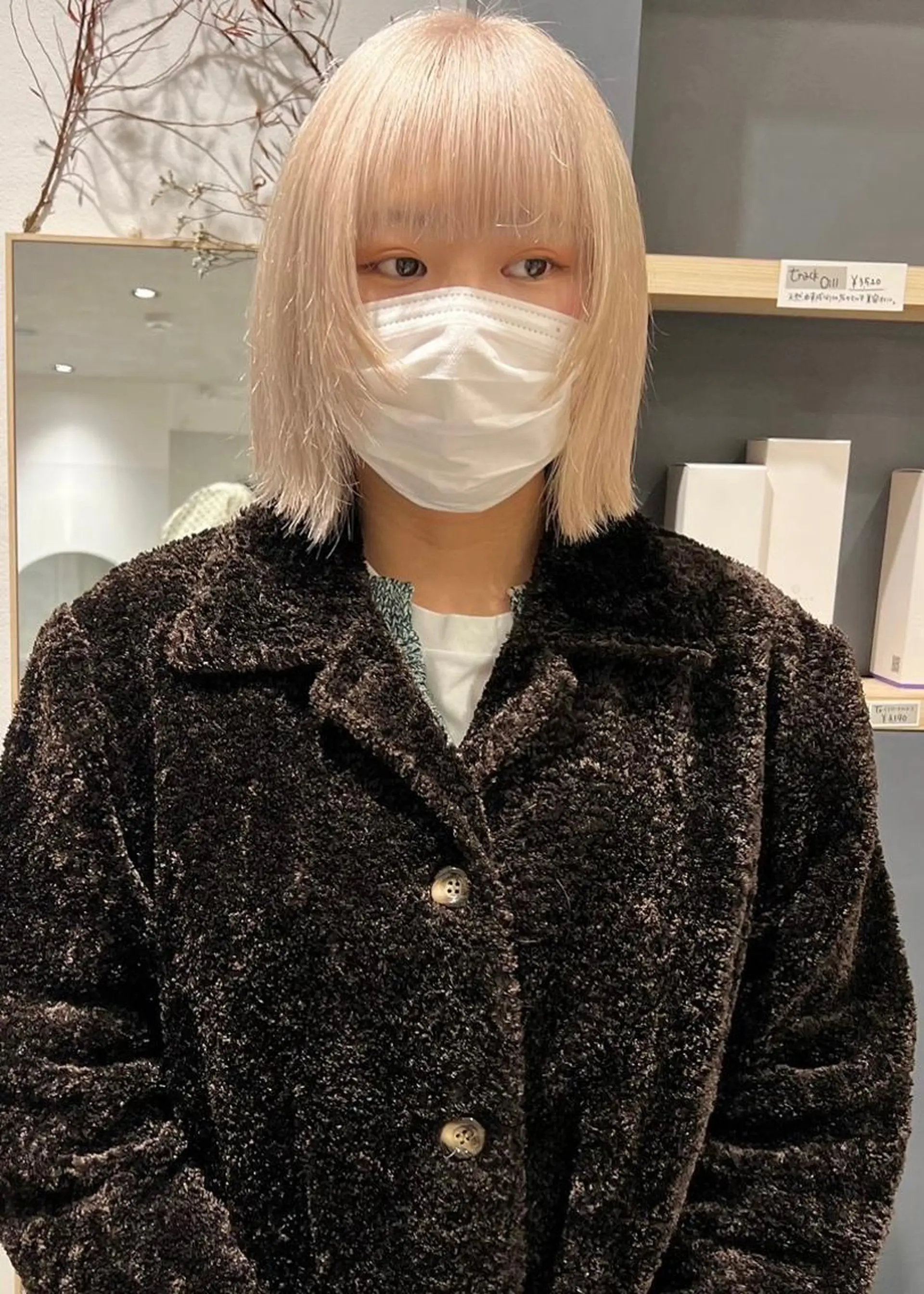 ショート ボブ 外ハネヘア カット ヘアカラー トリートメント AI TOKYO　S所属・mizuki 【韓国レイヤー】のヘアスタイル