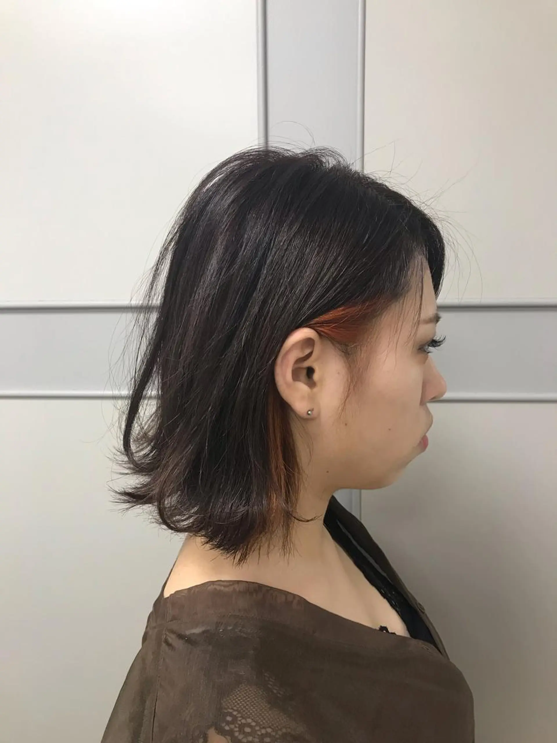 ミディアム カラー ブリーチ インナーカラー オレンジ ere hair salonのヘアスタイル