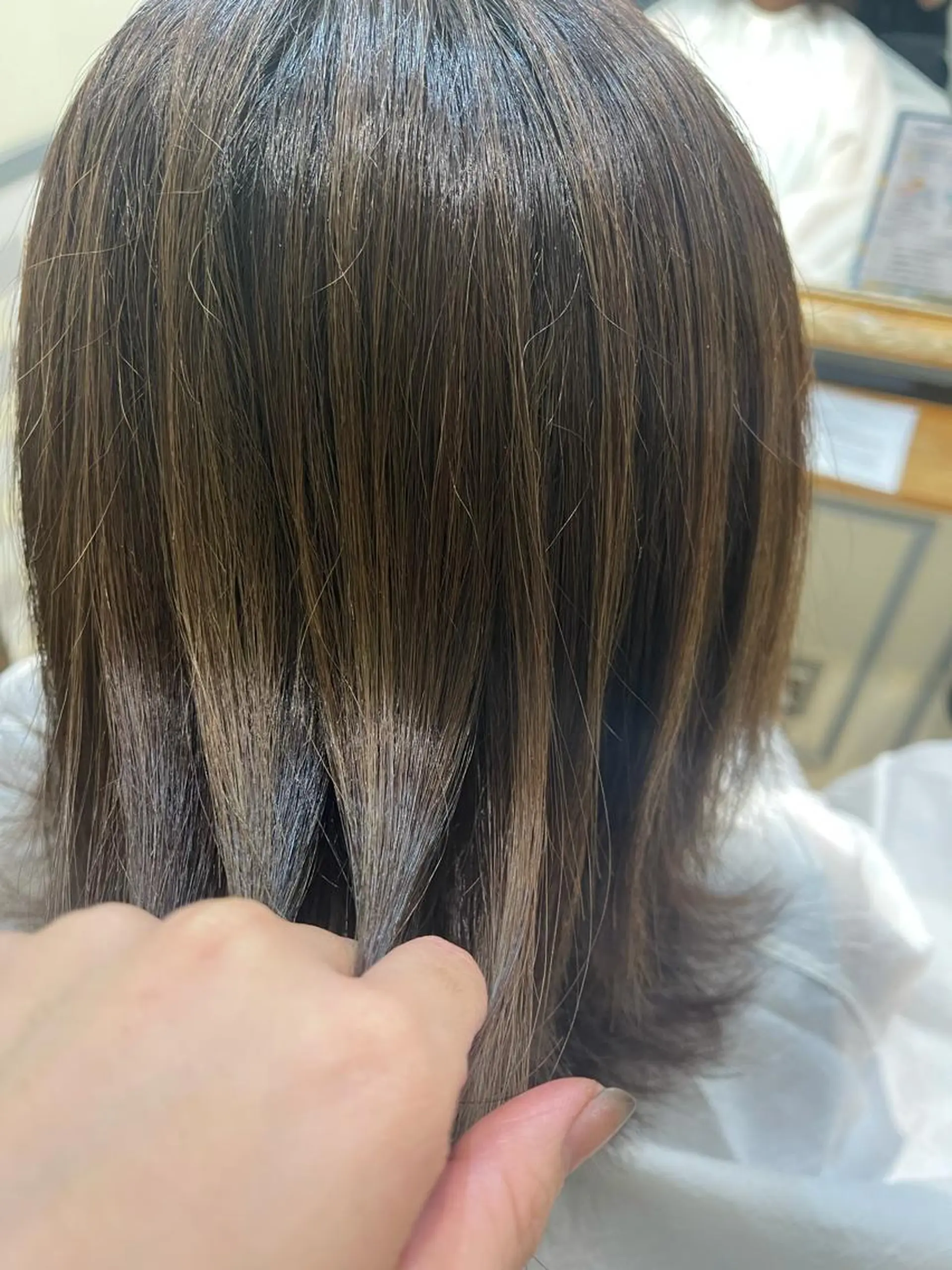 ミディアム カラー ハイライトカラー ハイライト ☁Neolive .Ayana✂️のヘアスタイル