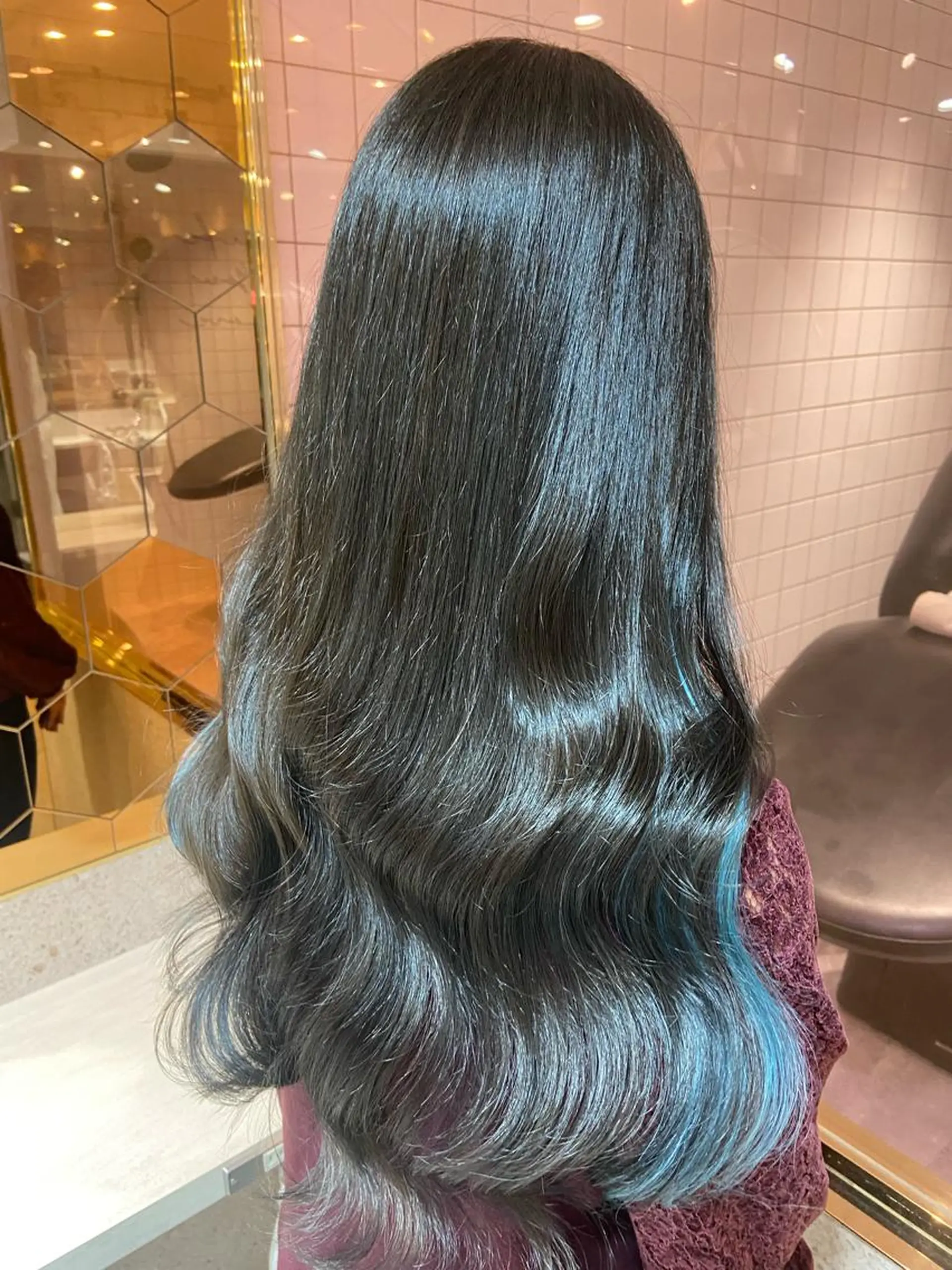 ロング カラー シールエクステ 黒髪 ブルーカラー ブルーブラック 透明感カラー 新宿/韓国ヘア 中明度カラー/かやのヘアスタイル