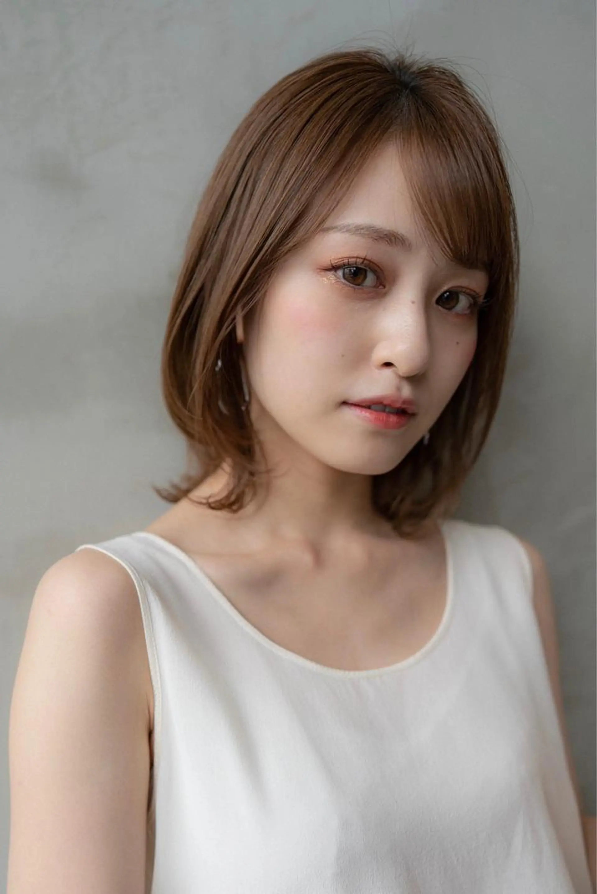 ミディアム カット ヘアカラー トリートメント 顔周りcut・ご相談 ＝新宿しずく🇰🇷のヘアスタイル