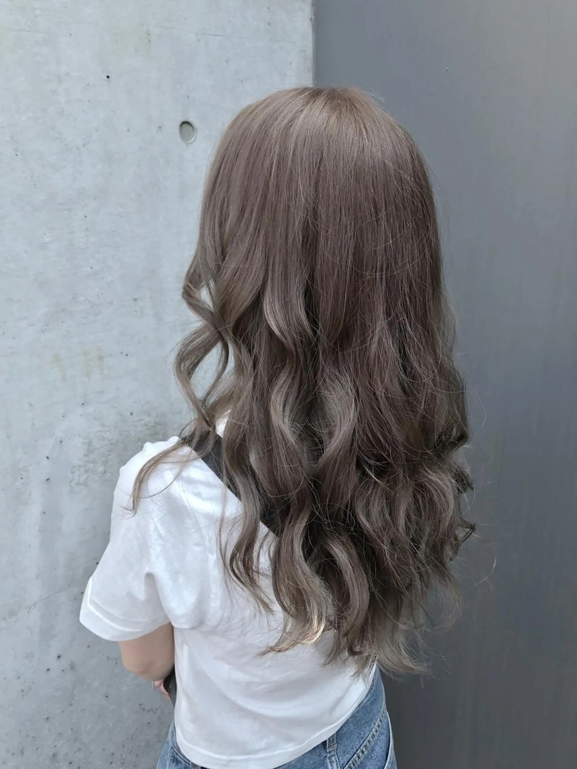 セミロング カラー アッシュ レイヤーカット ヘアカラー エクステ ていねい技術No.1 🌈諏訪 健太のヘアスタイル