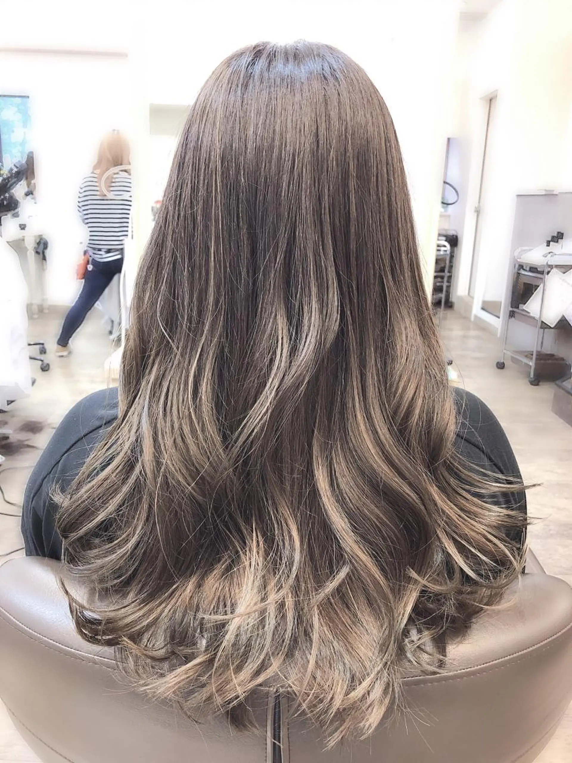 ロング カラー ヘアカラー 尚平 40代からの 髪質改善専門のその他イメージ