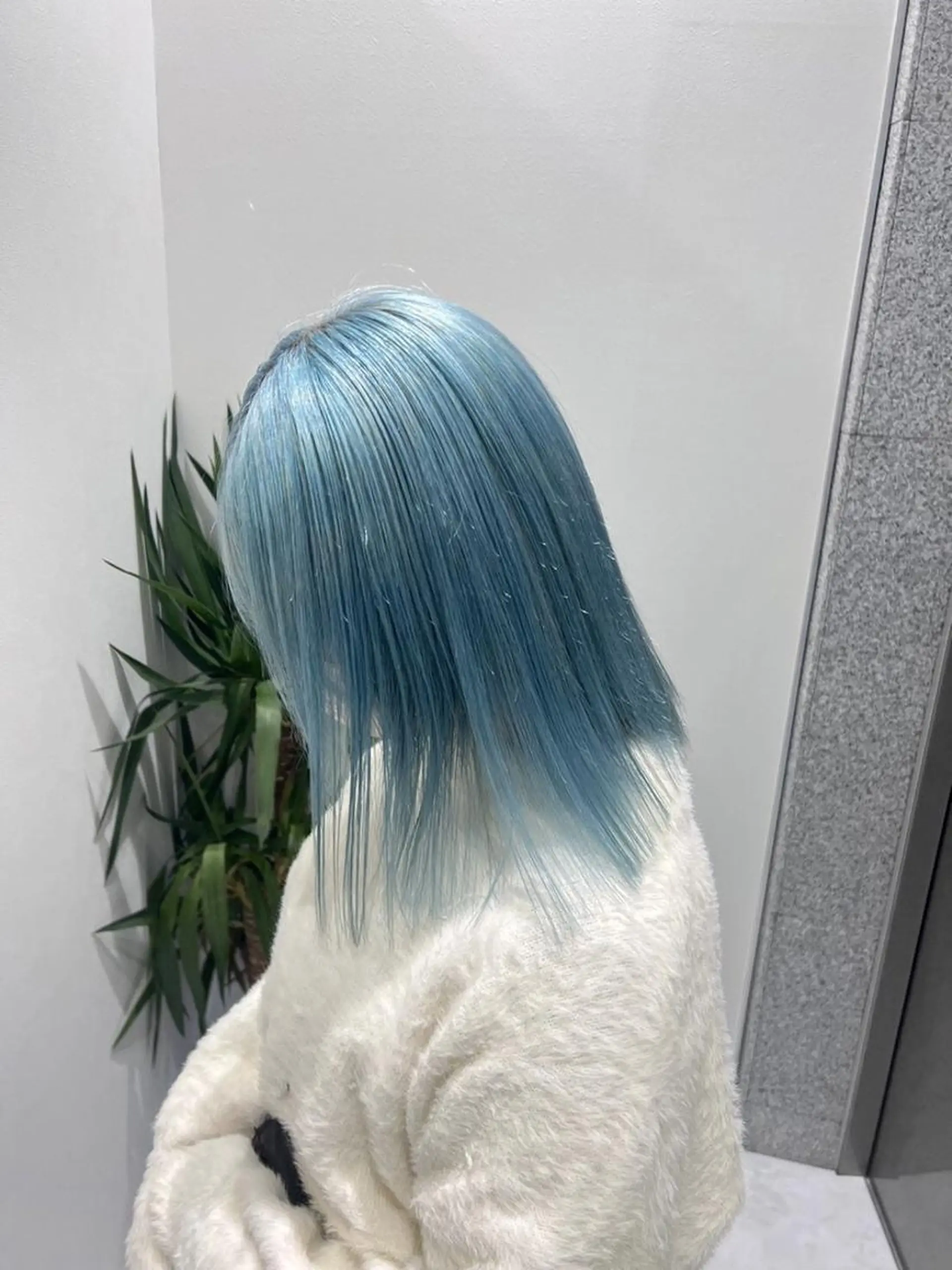 カラー 柔らか🪽うる艶 🎀ブリーチカラーのヘアスタイル