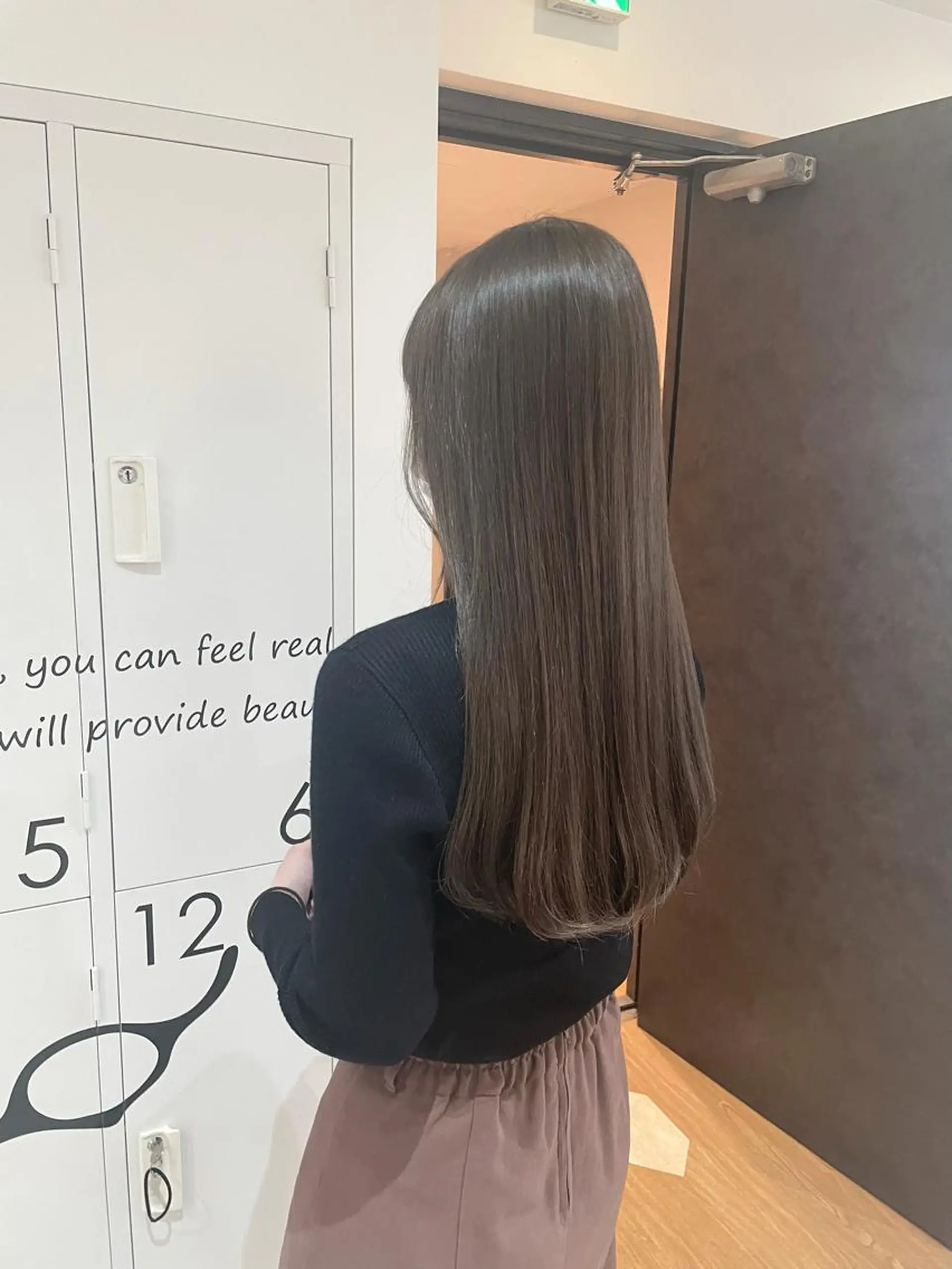 ロング カラー ヤマナカ エリカのヘアスタイル