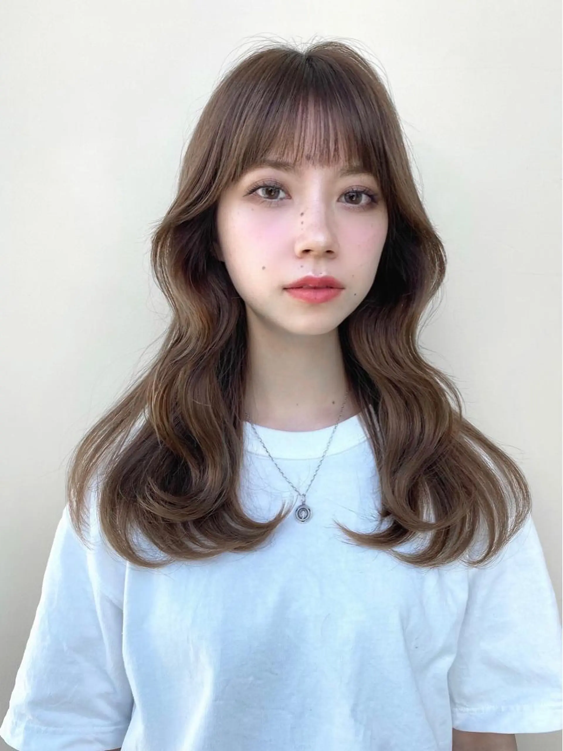 セミロング カラー くびれヘア レイヤー/顔周り /透明感🩶高橋大のヘアスタイル