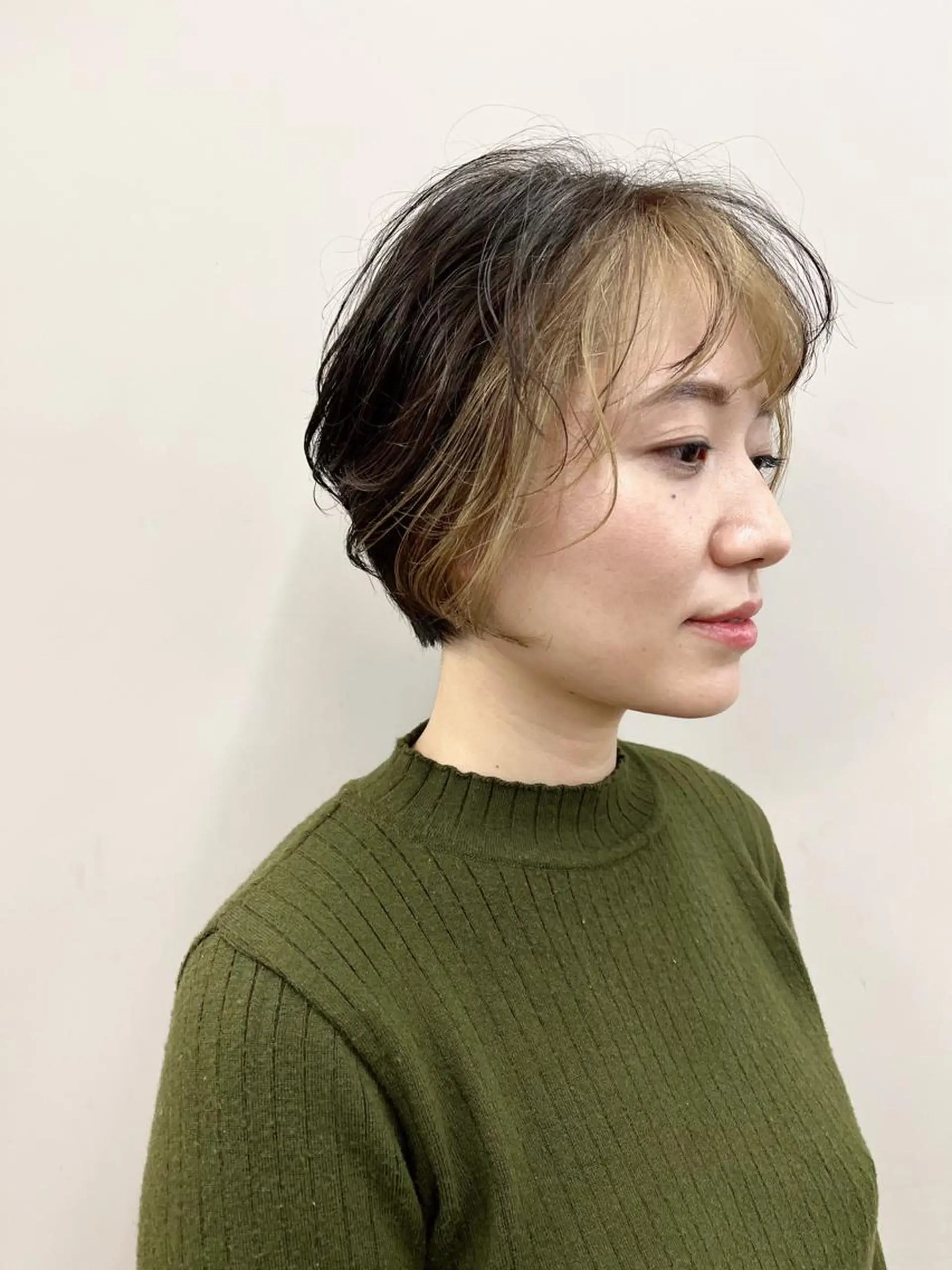 ショート カラー ショートボブ ミストバング  フェイスフレーミング ボブ ショートヘア SALOWIN神戸三宮店所属・【美髪を叶える】中谷 彰宏（アキ)のヘアスタイル