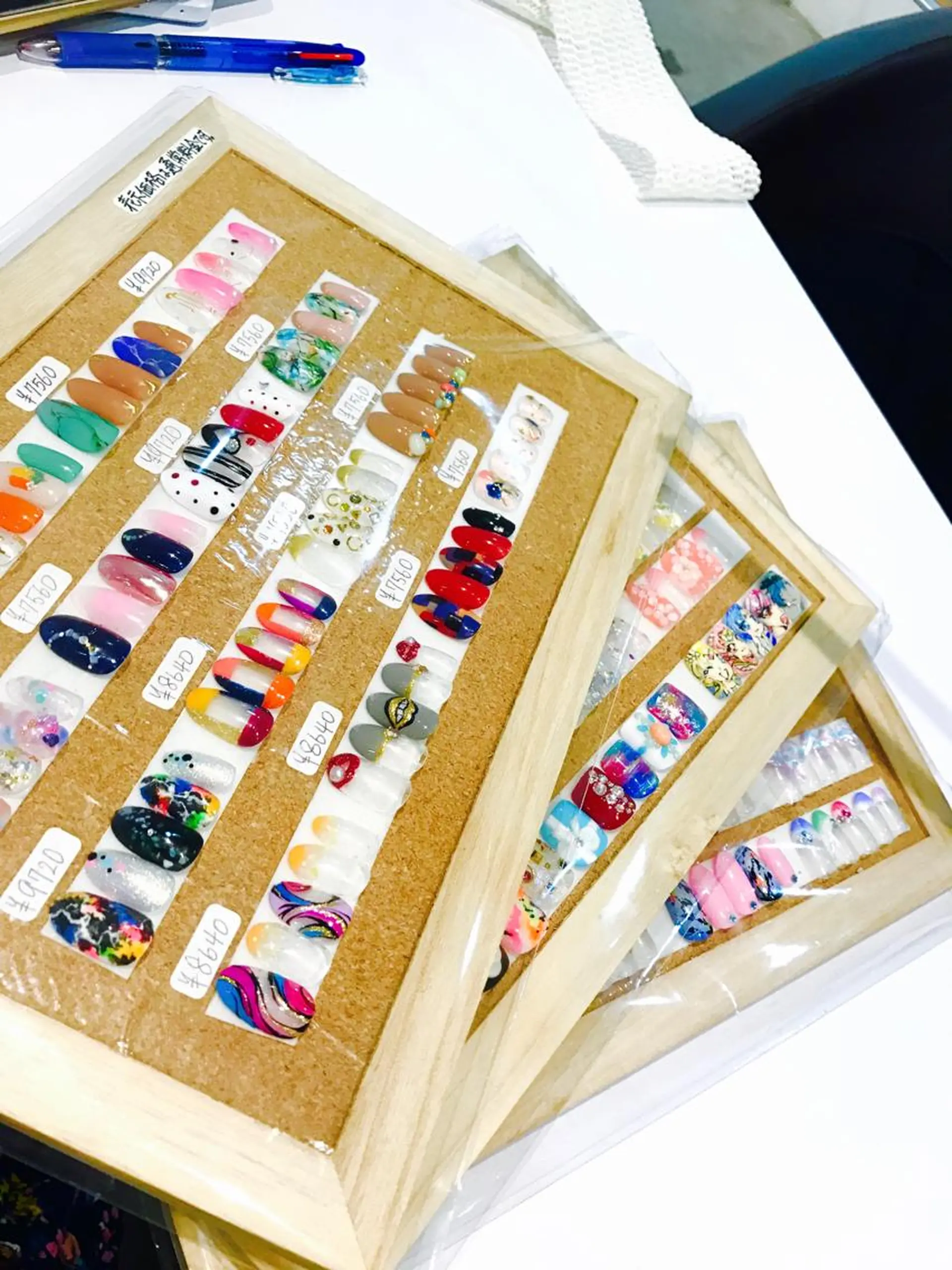 ネイル アートネイル Re Pearl～コーディネートサロン～ 市駅前店所属・NARUMI HYODOのネイルデザイン