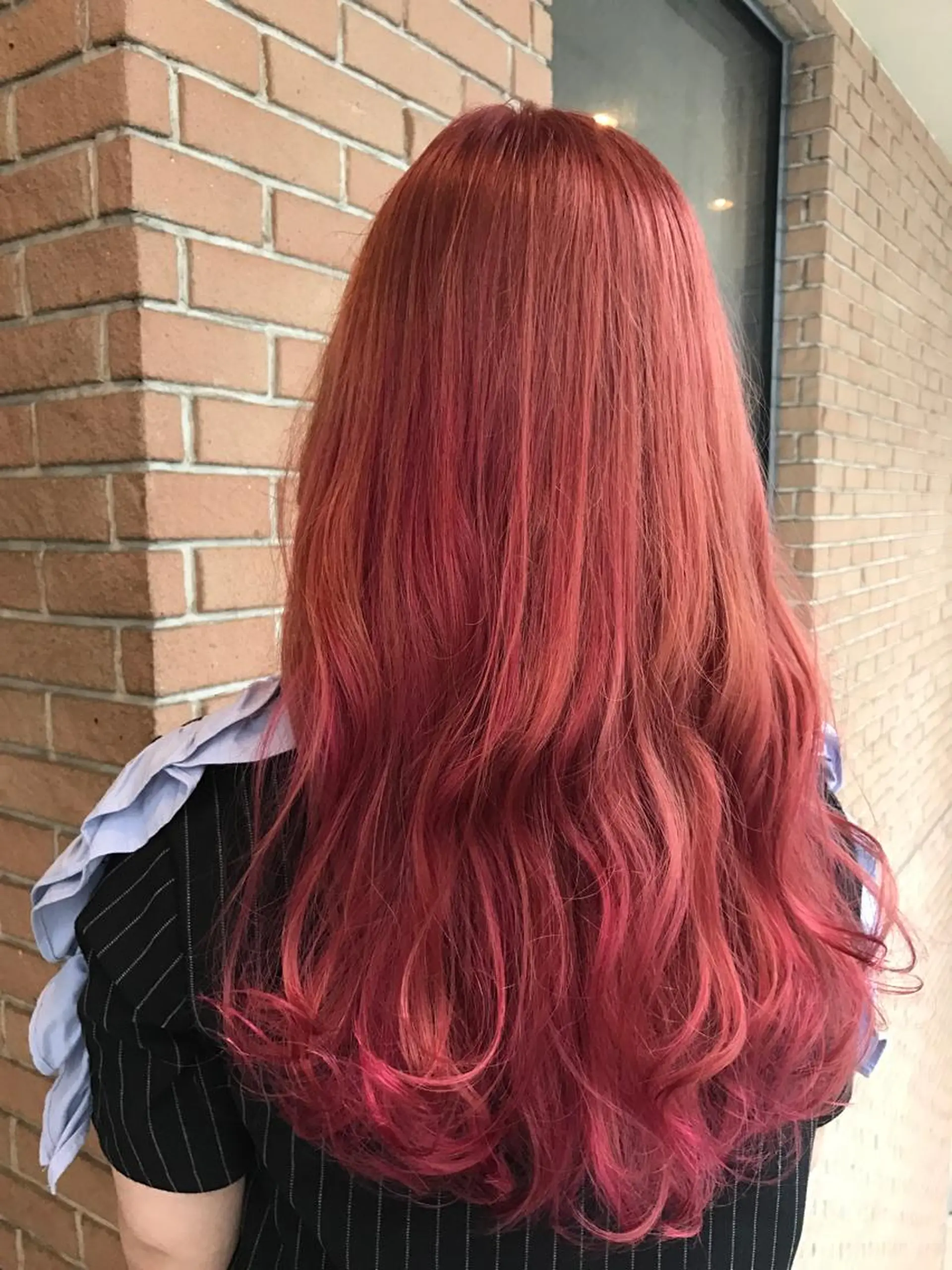 ロング カラー パーマ ヘアアレンジ メンズ キッズ ネイル マツエク・マツパ ダブルカラー ピンクカラー カラーマツエク ピンク サロンドミルク 原宿のヘアスタイル
