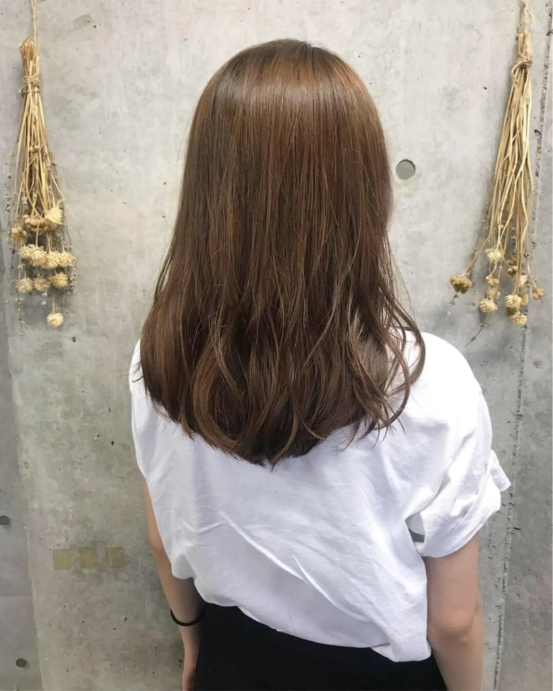 セミロング カラー ヘアアレンジ ベージュカラー clan所属・Satsuki ✂︎♡のヘアスタイル