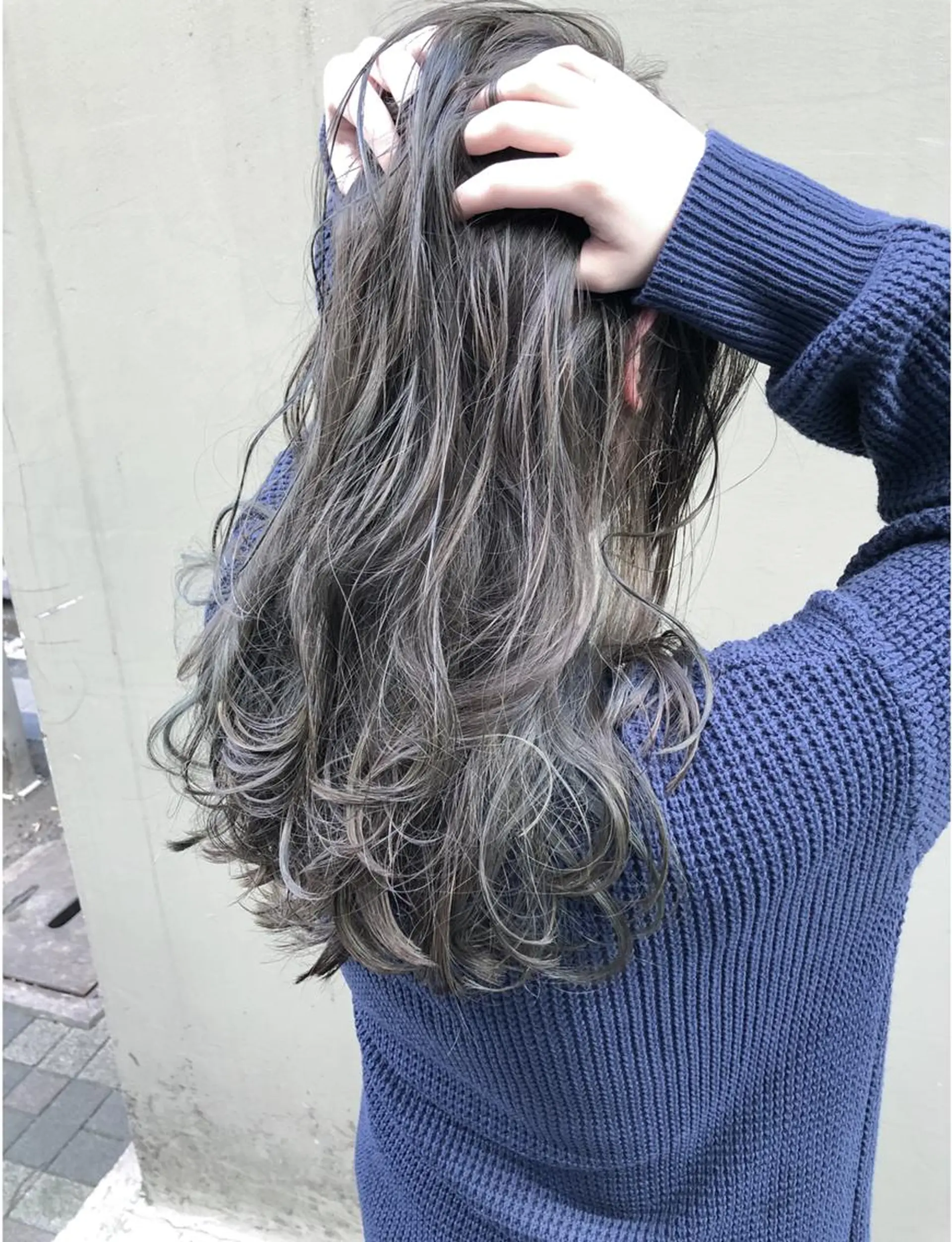 セミロング カラー アッシュ アッシュグレー バレイヤージュ ベージュカラー ブリーチ 髪質改善&韓国風特化 型サロン ミシェリーのヘアスタイル