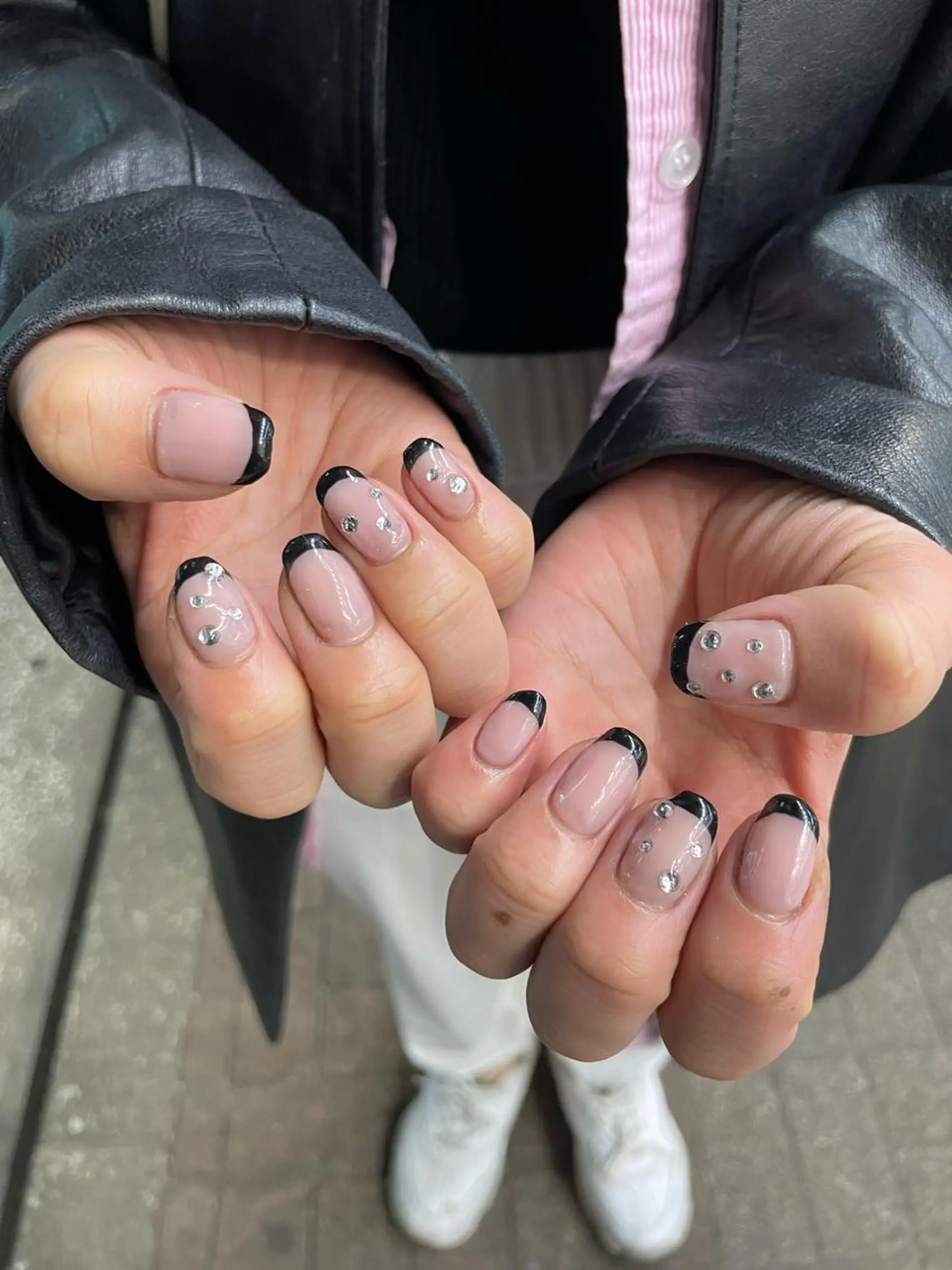 ネイル 個性派ネイル 🌼 ハルカ ♡の眉毛・アイブロウイメージ