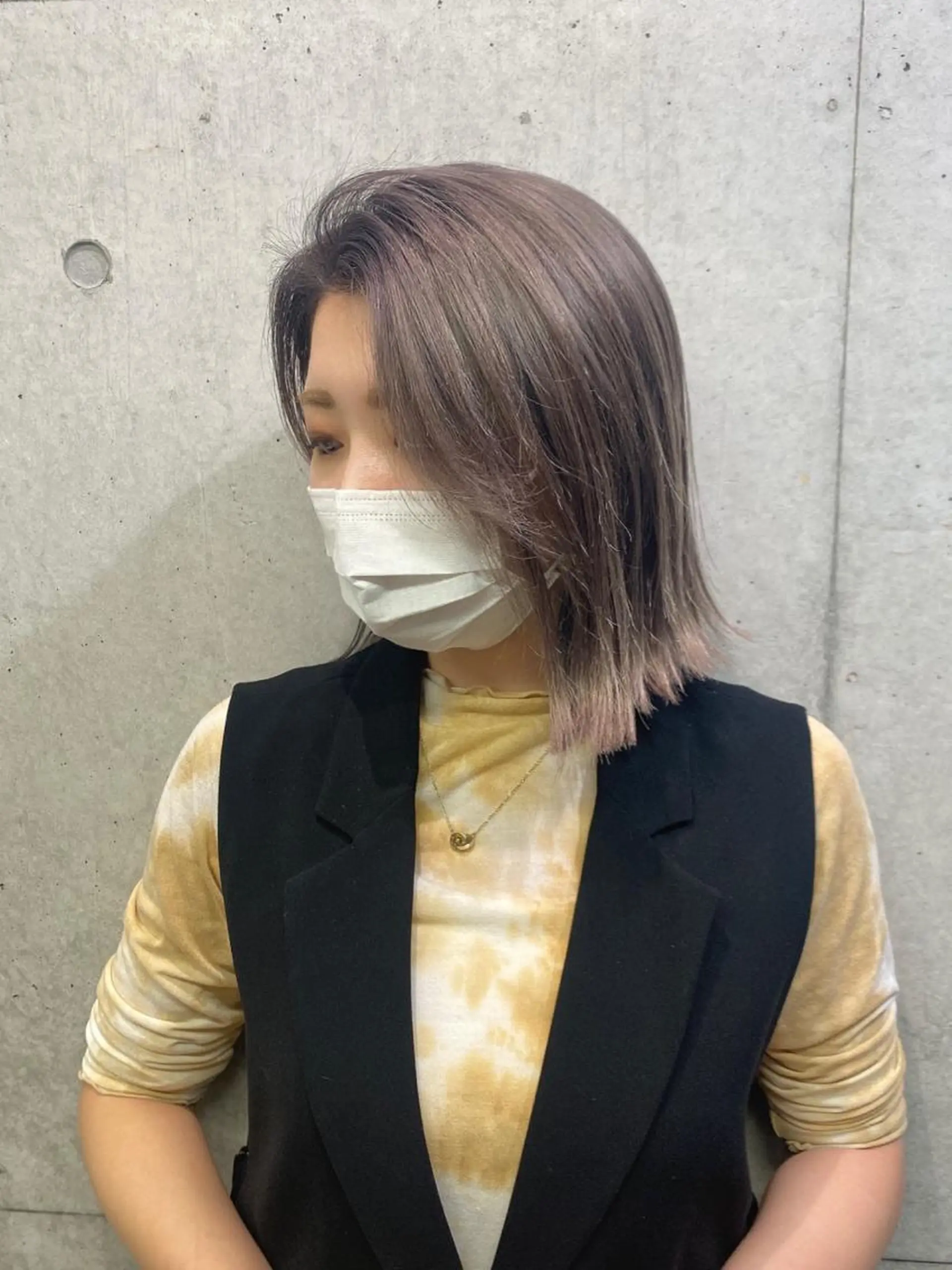 ショート カラー ベージュカラー ラベンダーカラー ラベンダーベージュ ヘアカラー トリートメント kaho🧸 / 大人styleのヘアスタイル