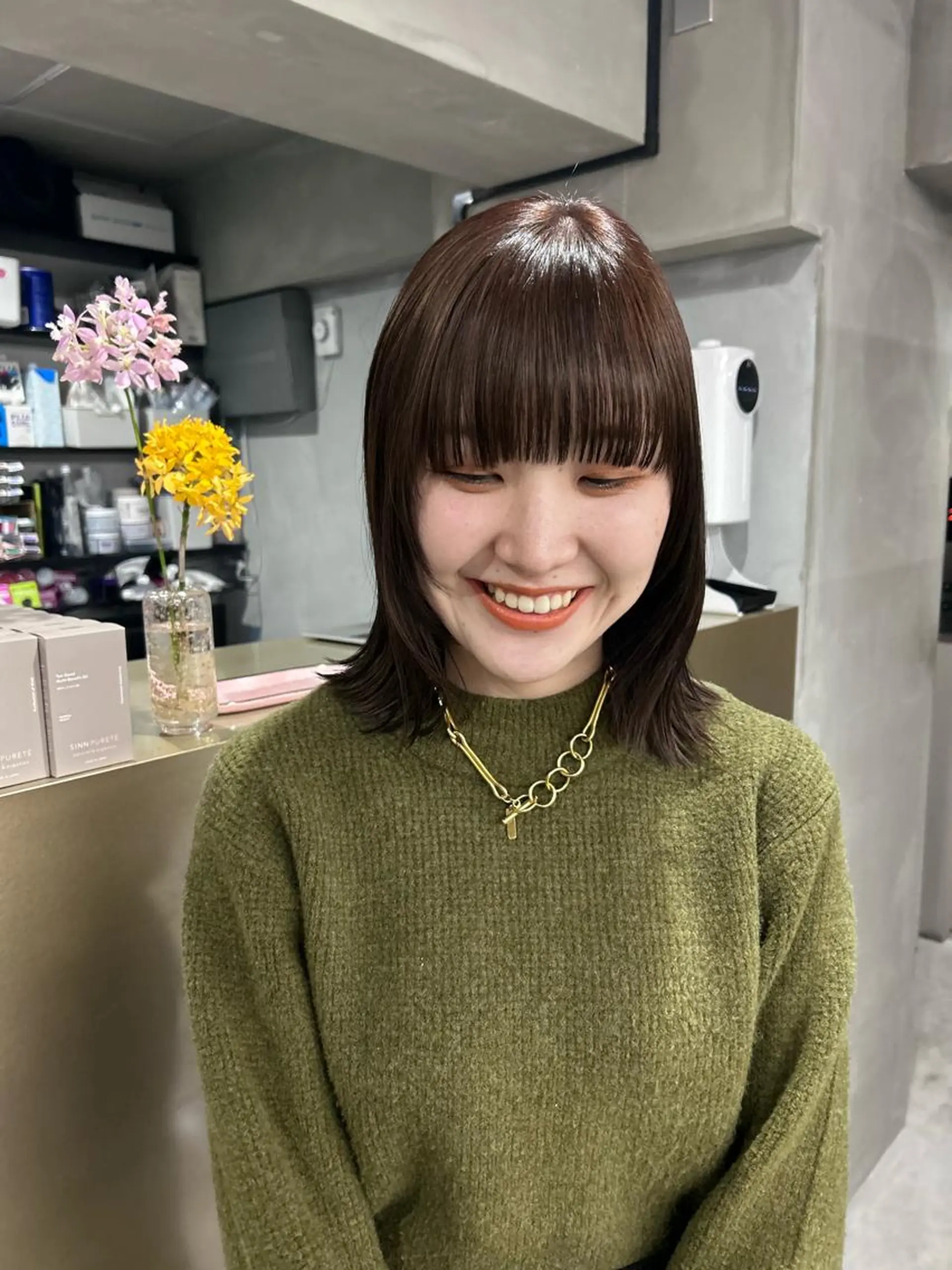 ミディアム カラー 原田 朱里のヘアスタイル