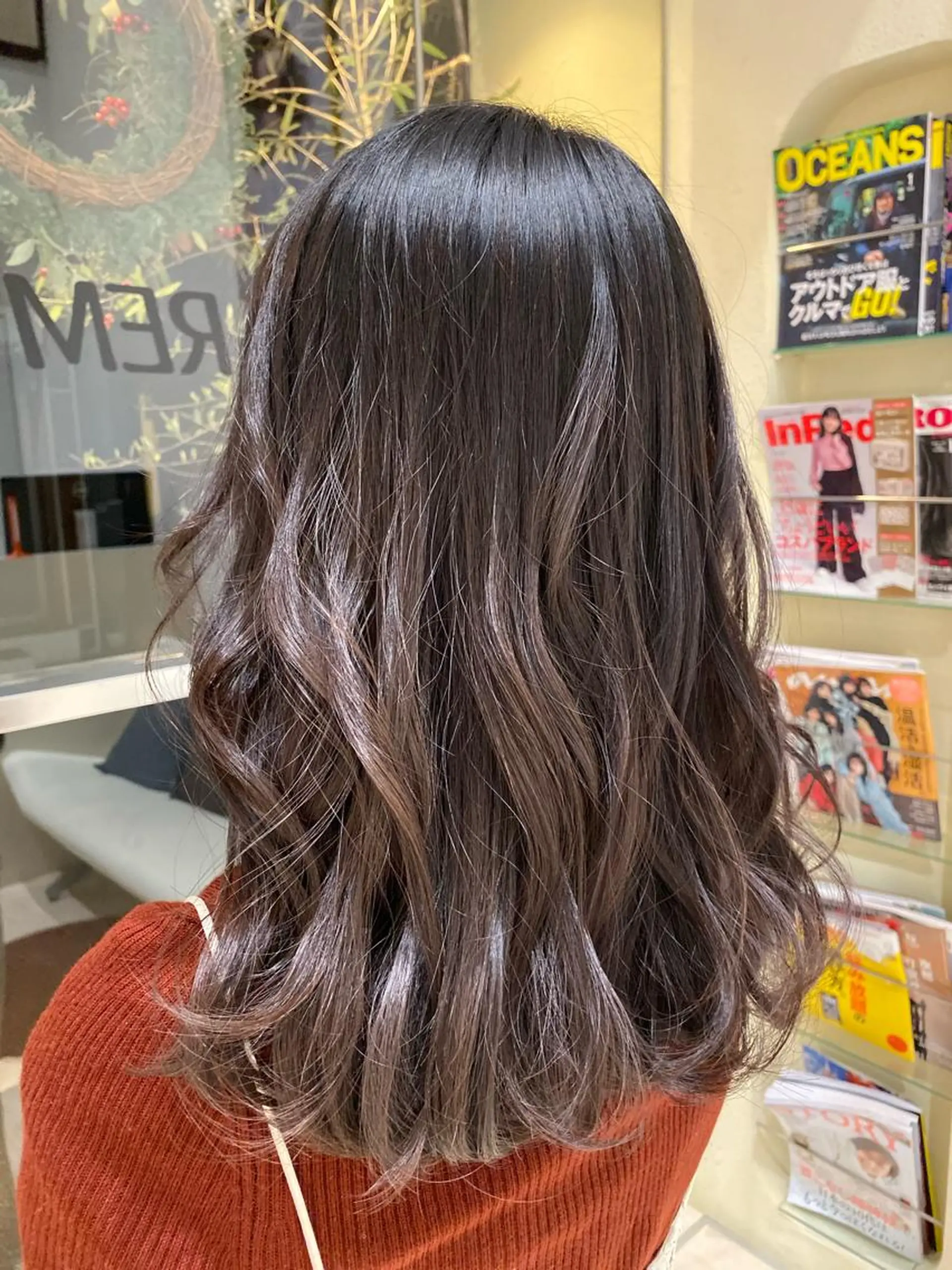 セミロング ヘアカラー 河原町/艶髪/西田 晴香のその他イメージ