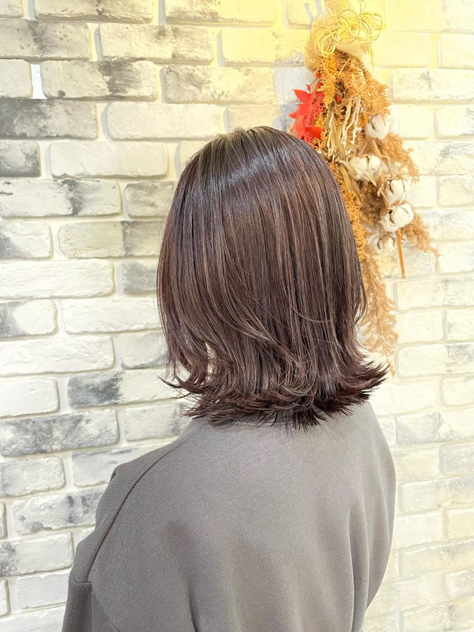 ミディアム カラー ハイライトカラー ハイライト カット ヘアカラー トリートメント 大人かわいい💎ツヤ ✧亜美︎✧我孫子のヘアスタイル