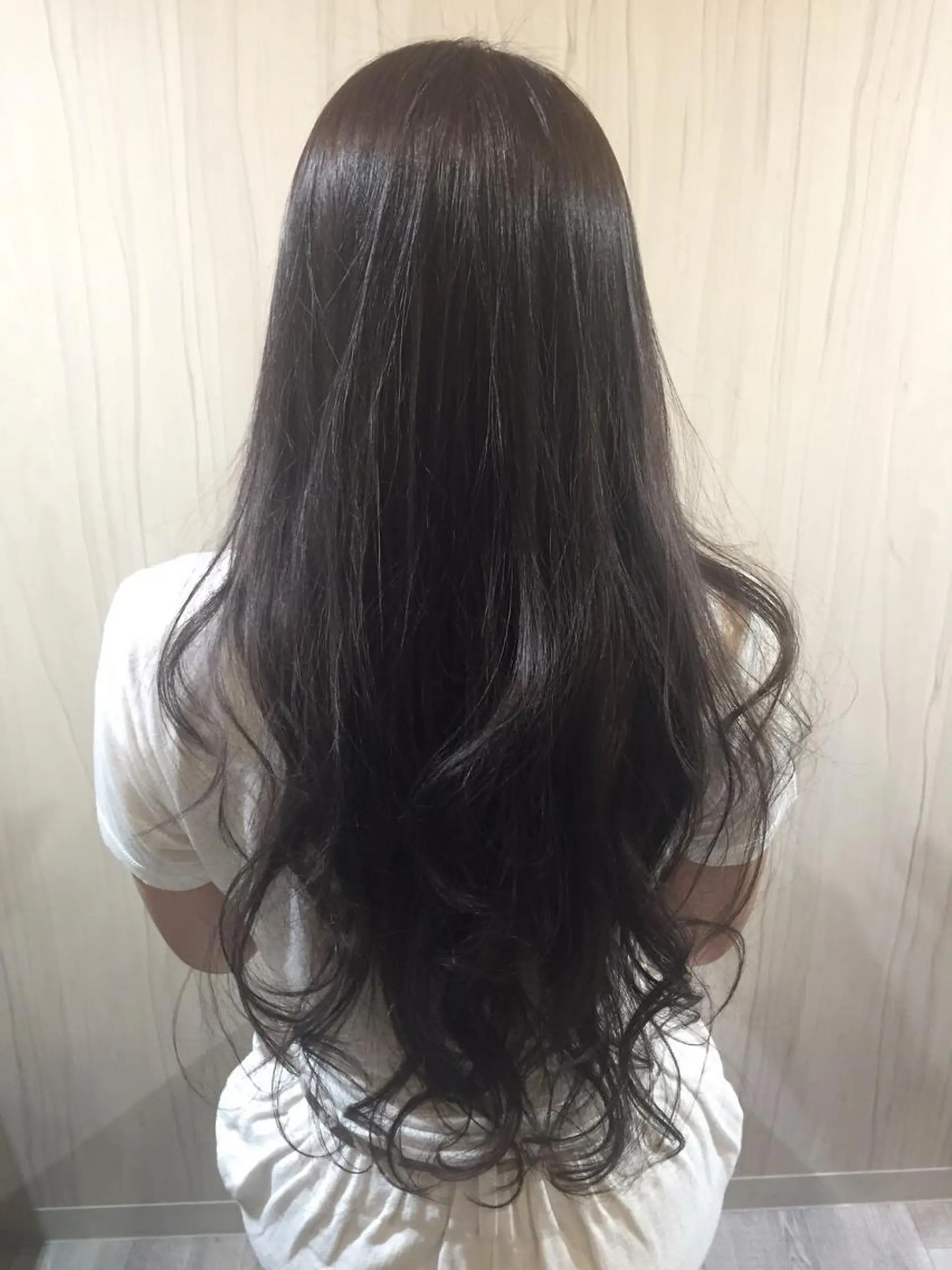 カラー 嶋村夏実🌼レイヤー 🌸白髪ぼかしのヘアスタイル