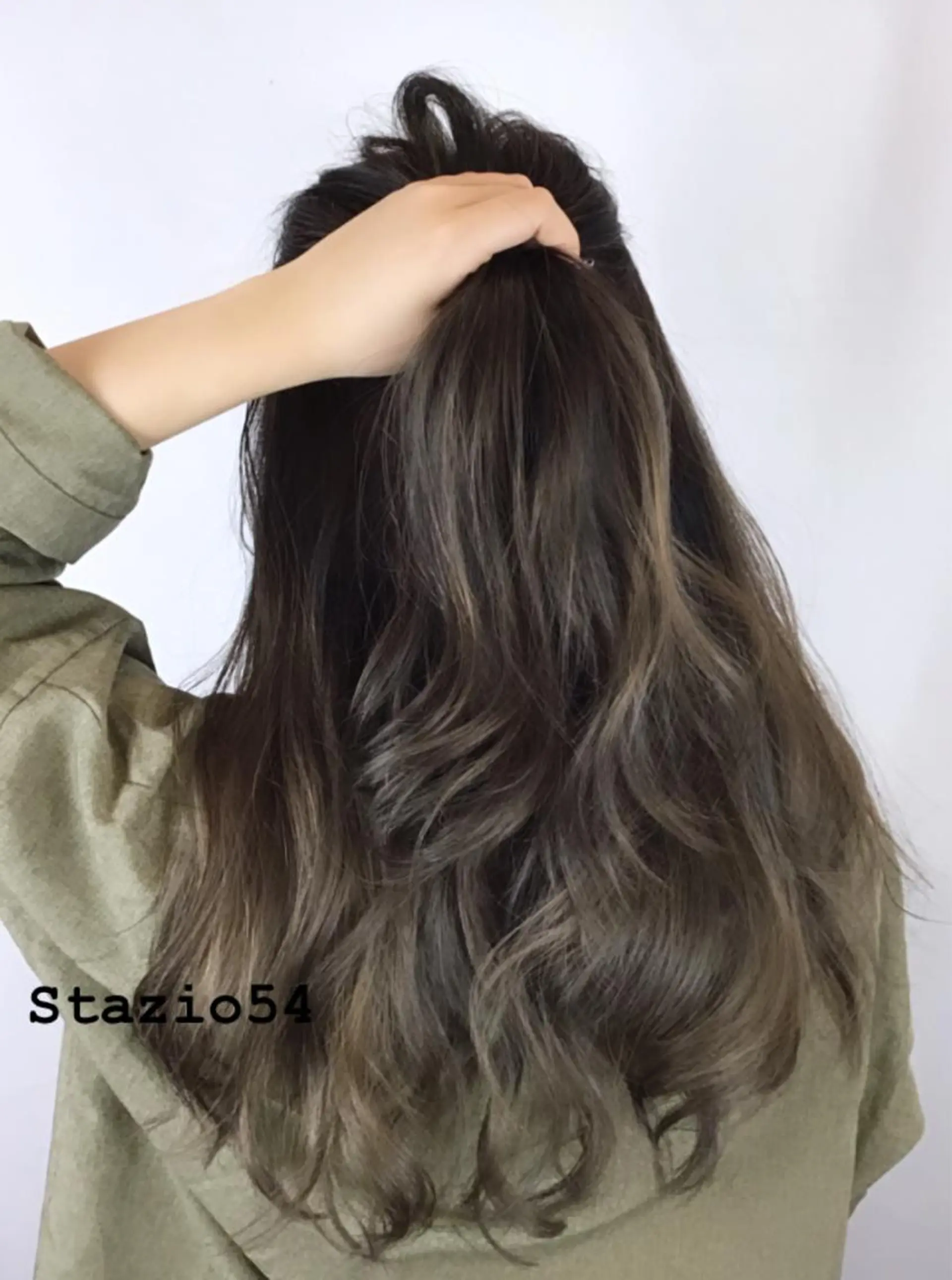 ロング Stazio 54の眉毛・アイブロウイメージ