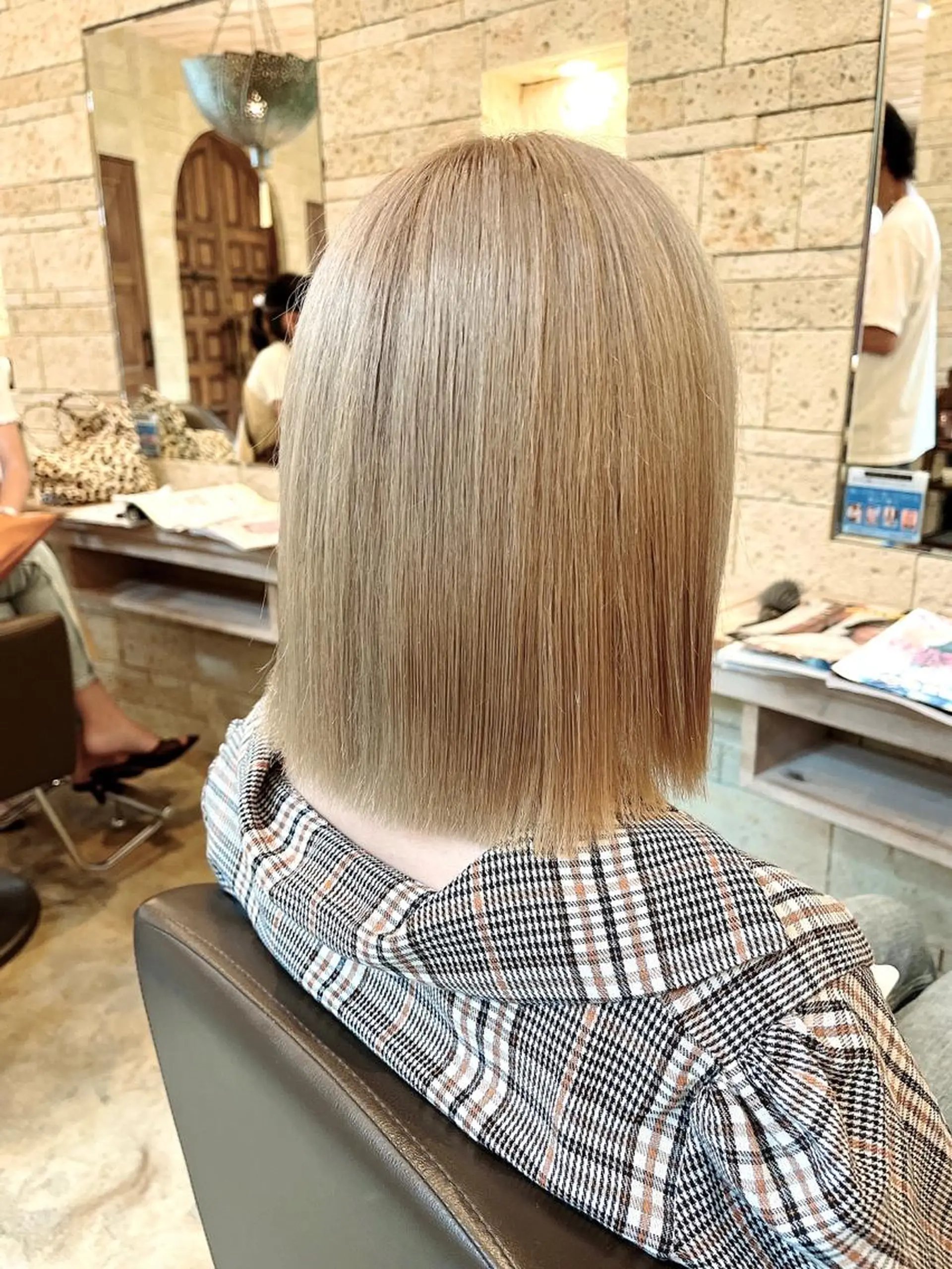 ミディアム ヘアカラー 小塚 和眞のヘアスタイル