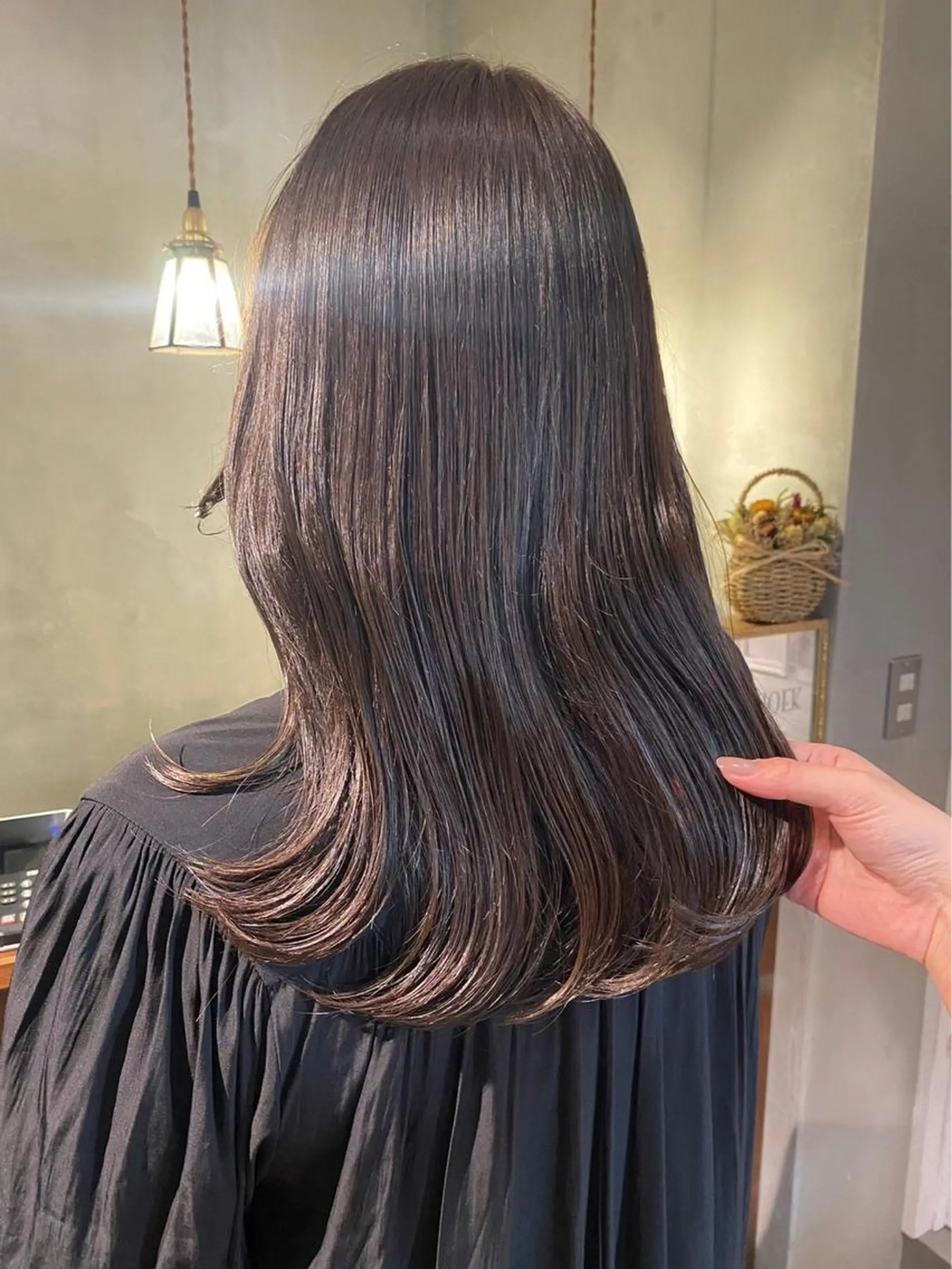 ロング 中村 彩乃のヘアスタイル