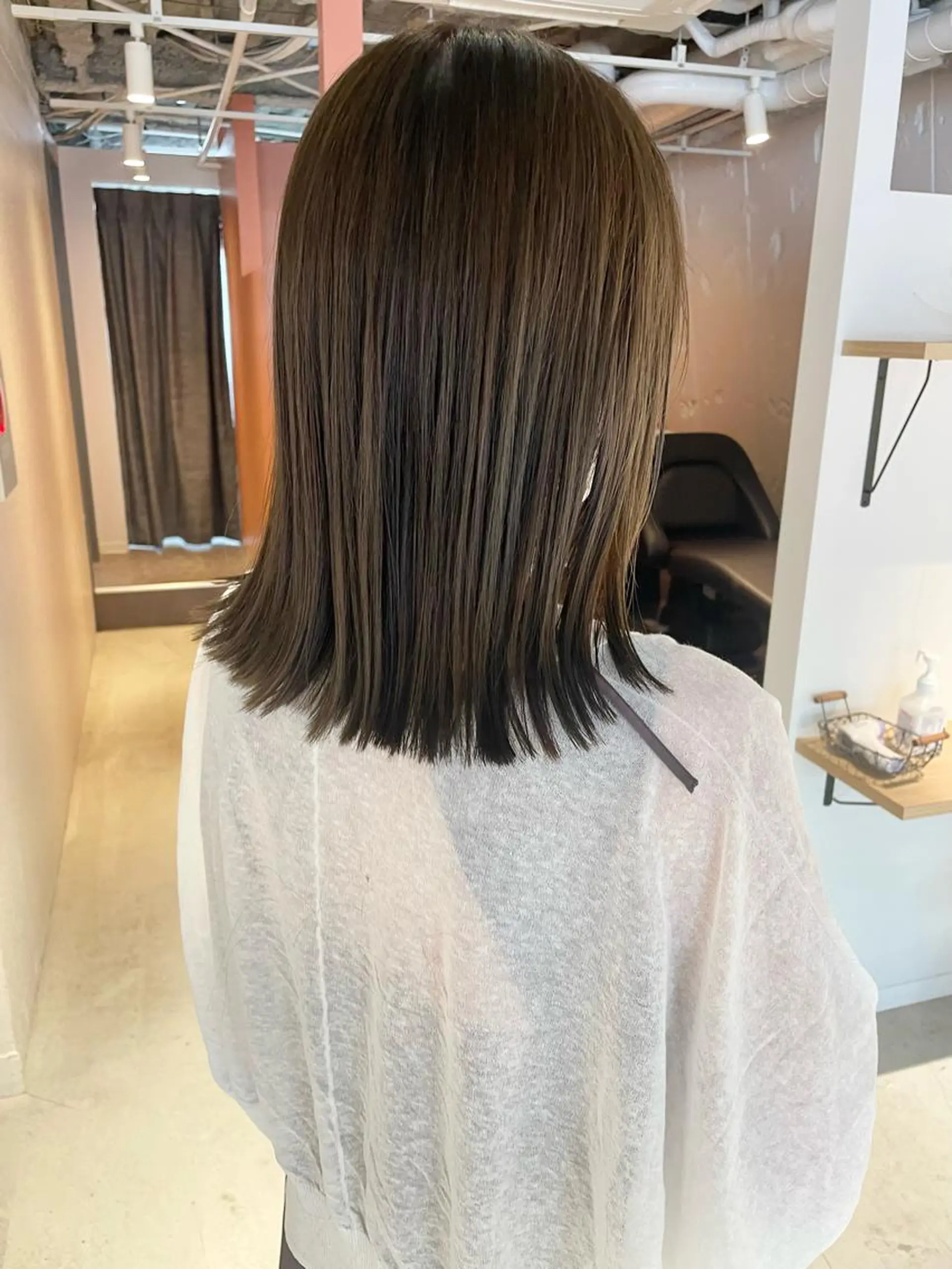 ミディアム カラー カット ヘアカラー トリートメント 🩰オリーブ/ ベージュ松本咲花🩰のヘアスタイル