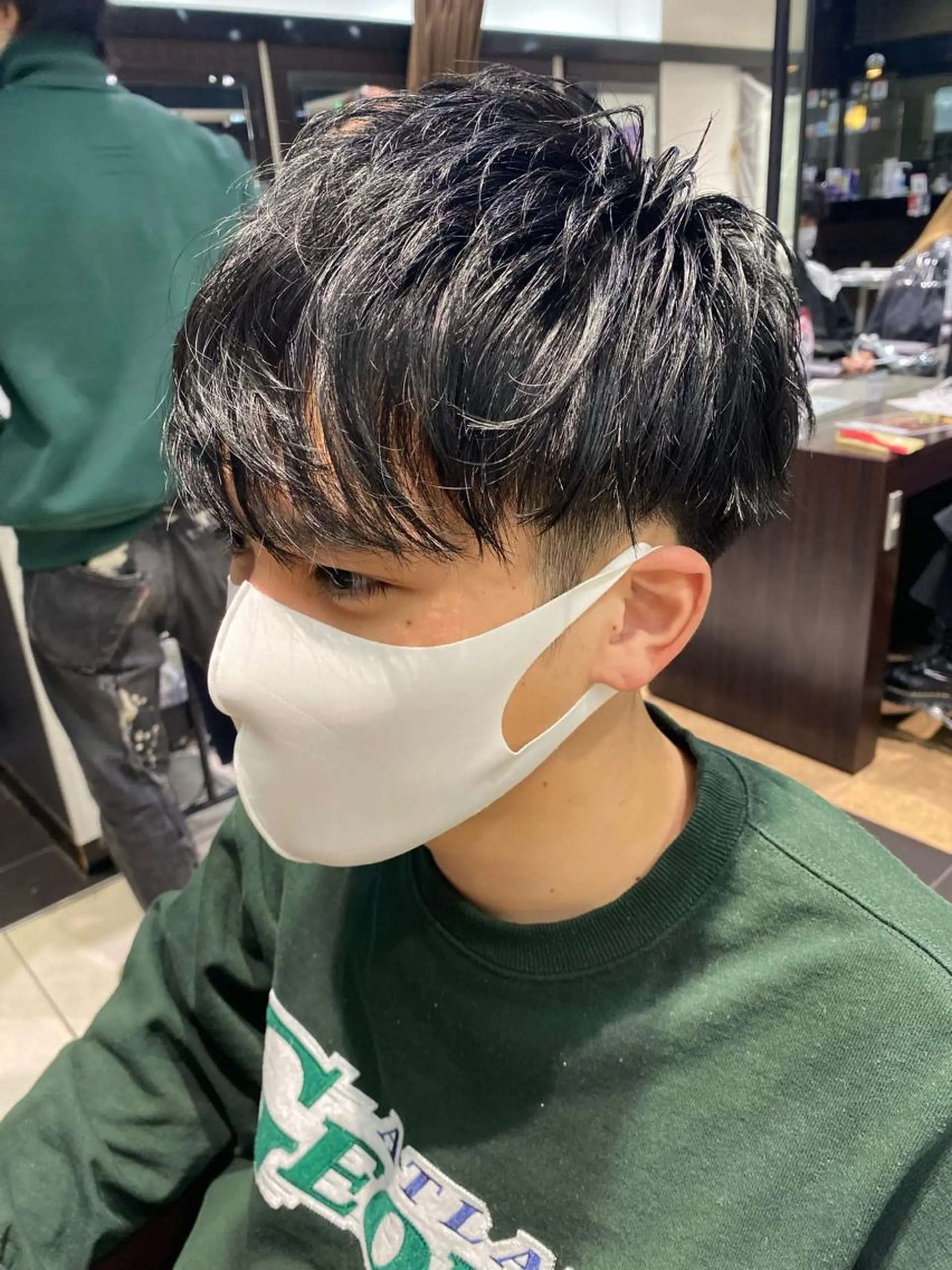 ショート カラー メンズ カット 酸スト/フェザー パーマ/三谷海斗のヘアスタイル