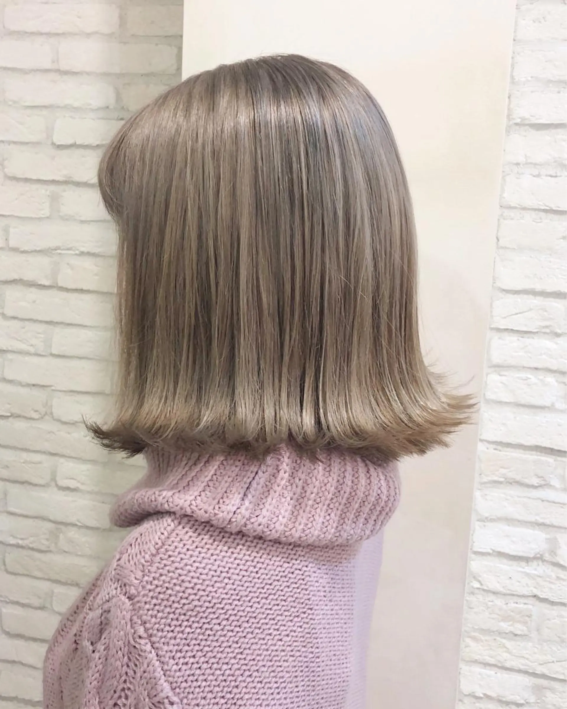 ミディアム カラー ベージュカラー ブリーチ ホワイトベージュ HAUS 片山みほのヘアスタイル