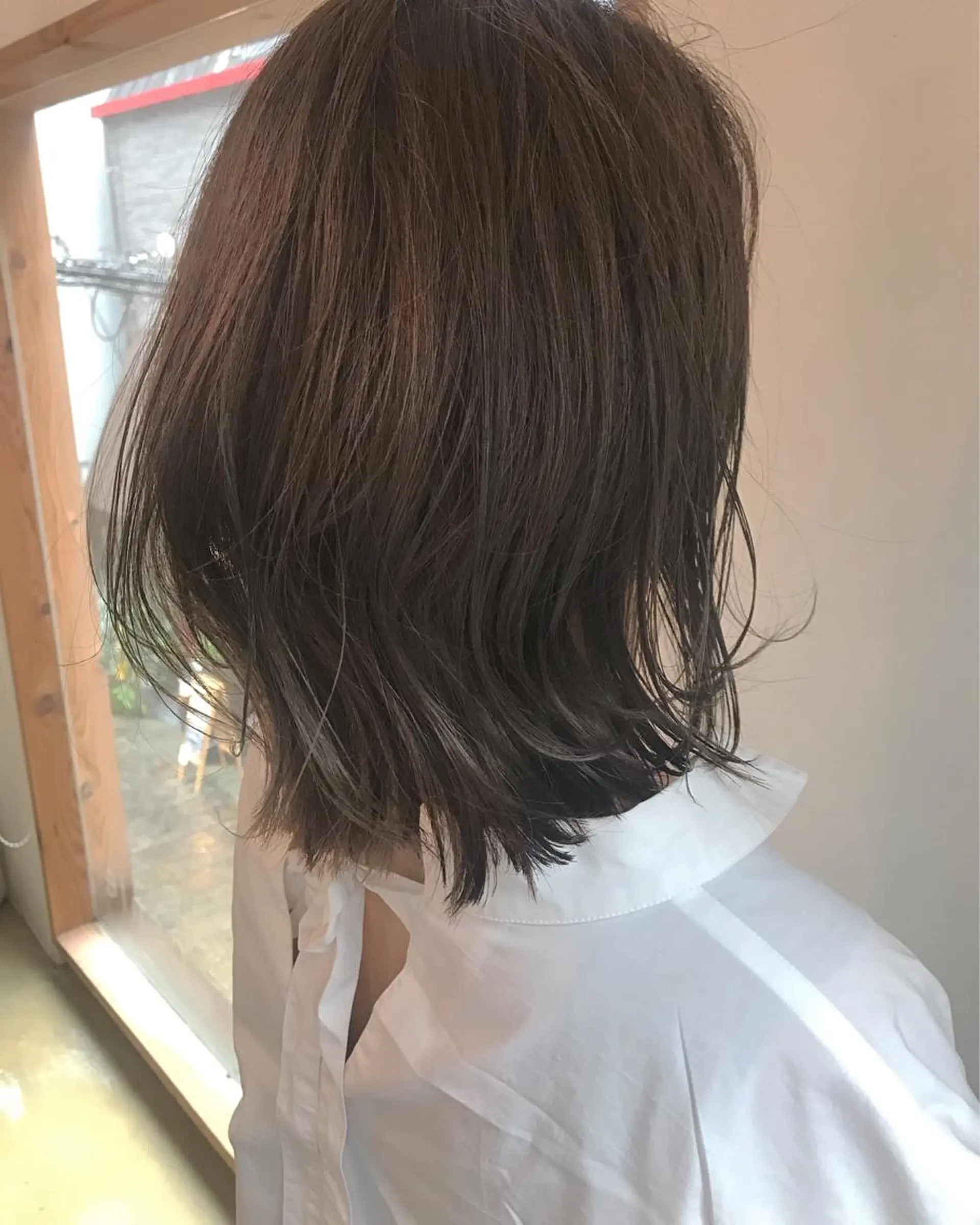 ミディアム アッシュ enne /YUI🥣のヘアスタイル