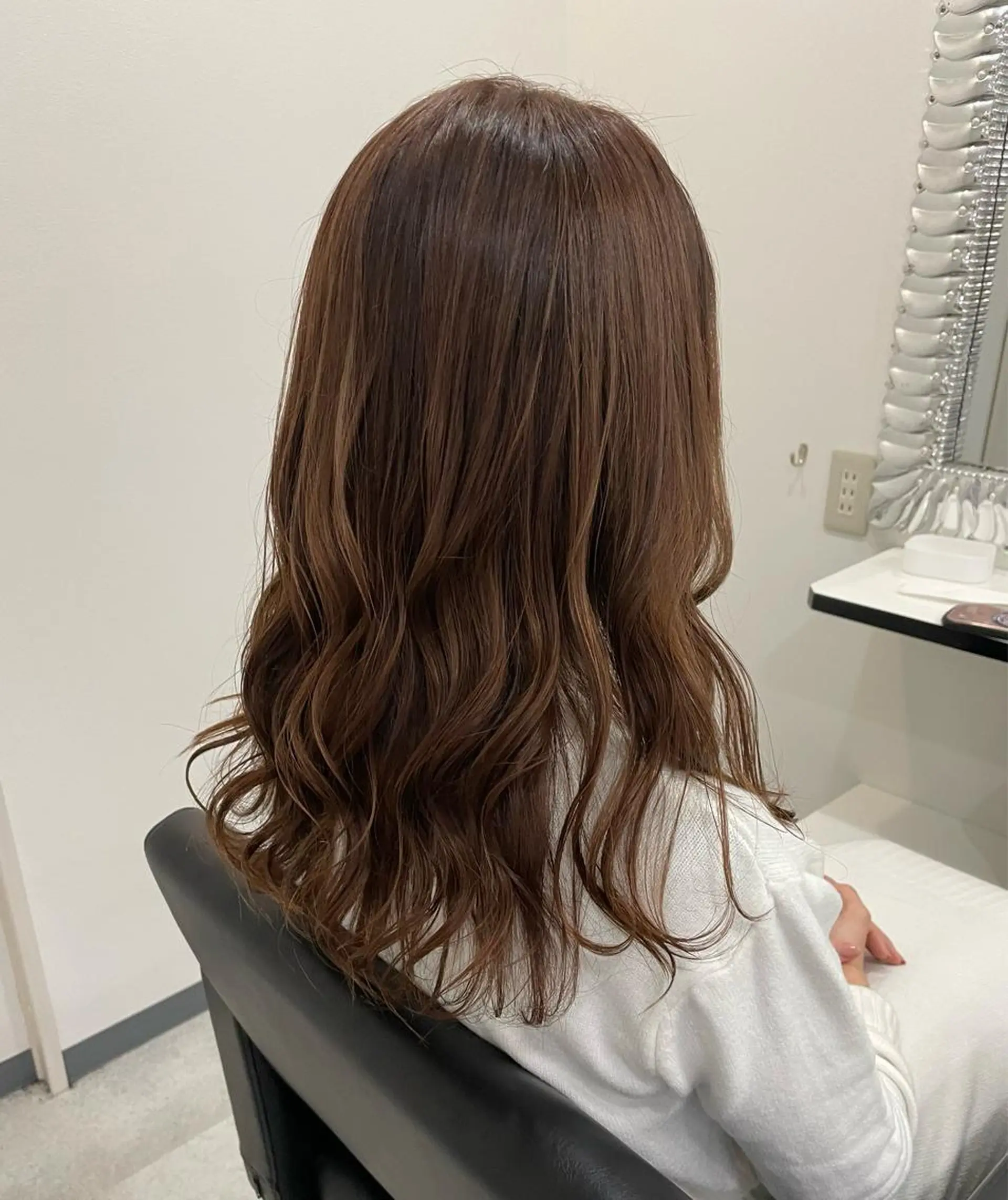 セミロング カラー いなみね はるきのヘアスタイル