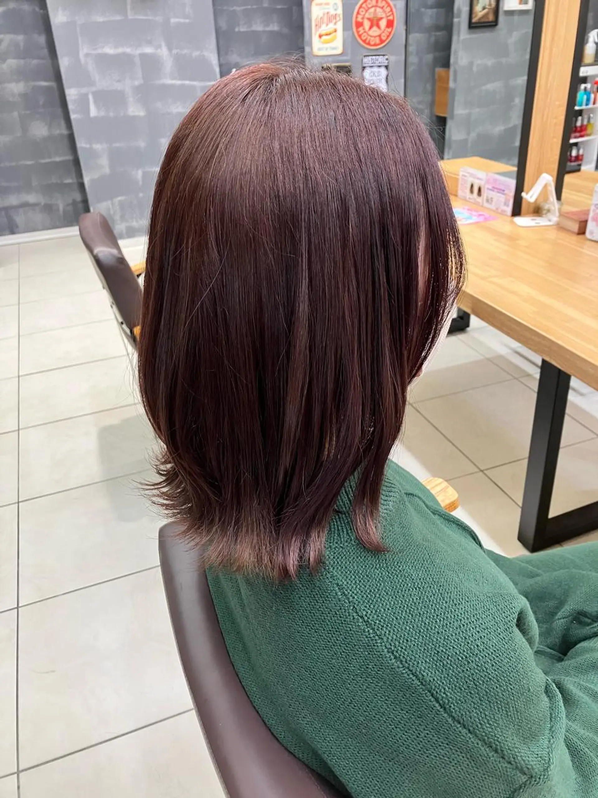 カラー ヘアカラー トリートメント 🦔Laulu 菅原綾乃のヘアスタイル