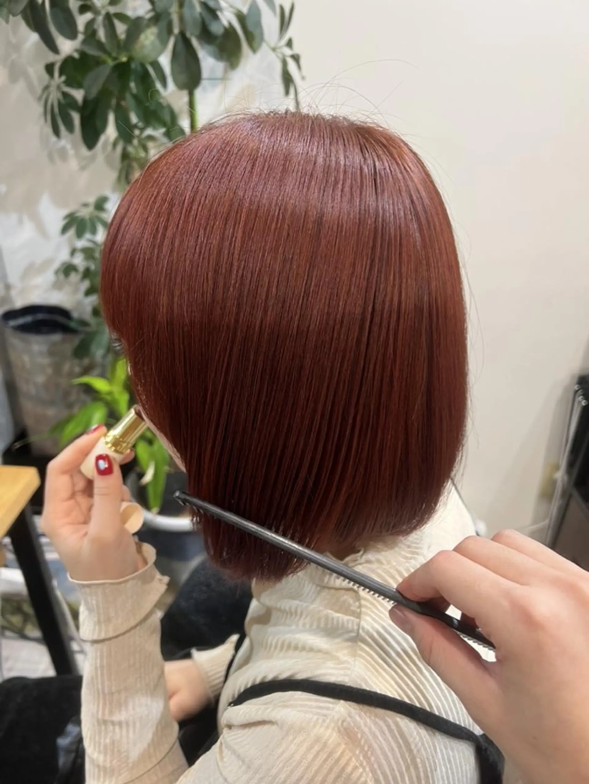 ショート ボブレイヤー ボブ 顔まわりレイヤー レイヤーカット ショートヘア 杉山 拓未のヘアスタイル
