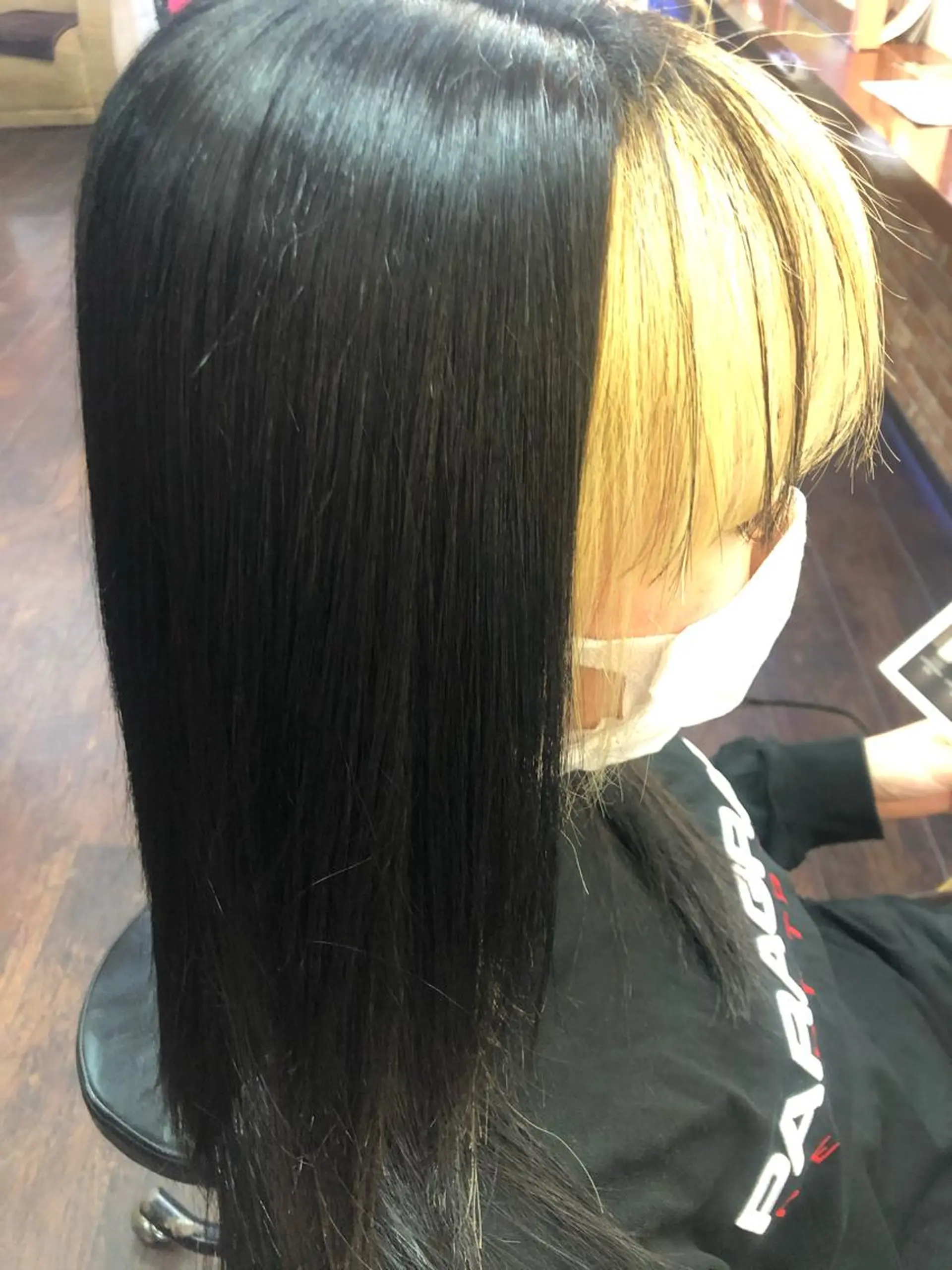 セミロング カラー パーマ 桧山 真のヘアスタイル