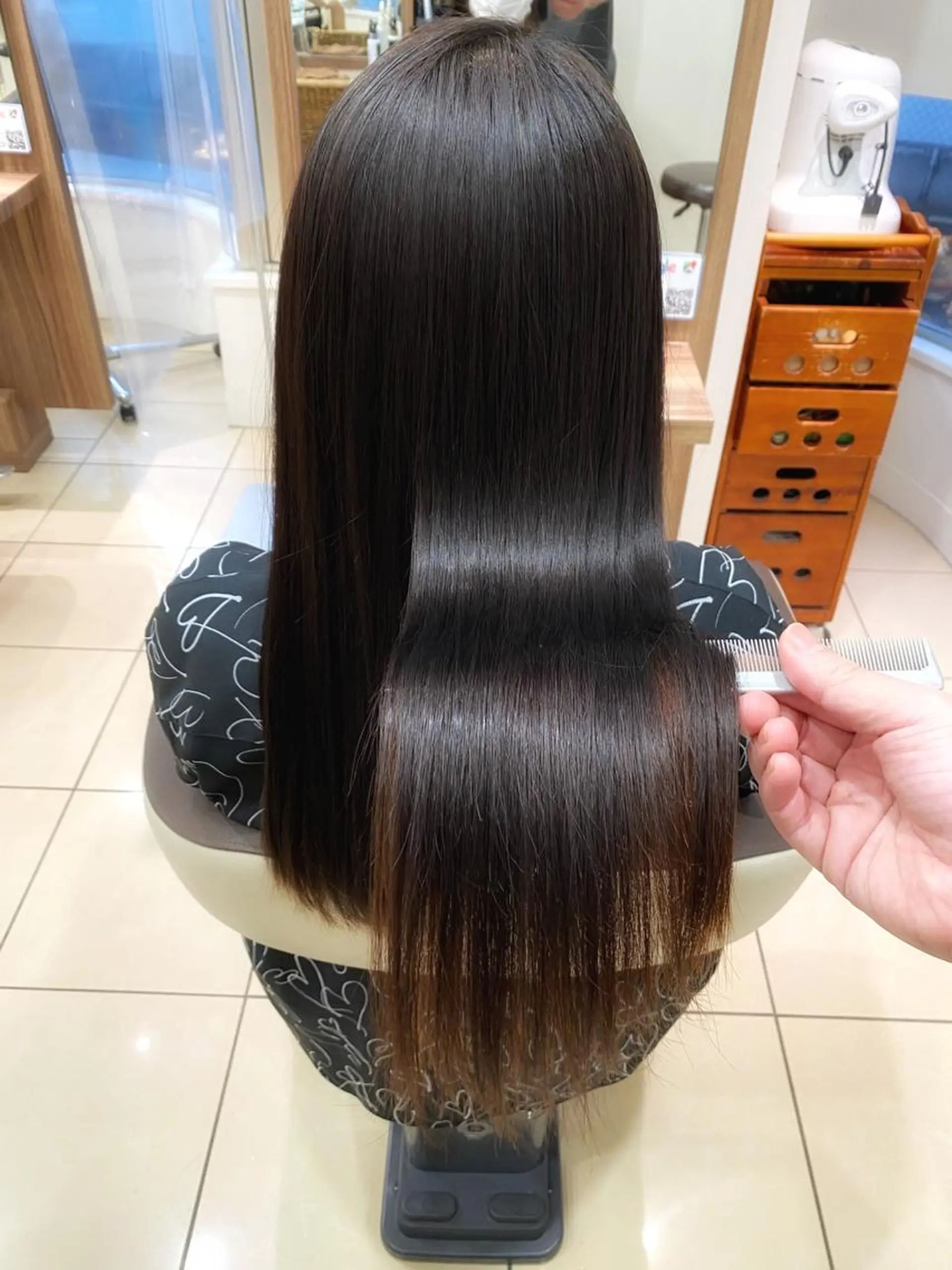 ロング カット 縮毛矯正 トリートメント 髪質改善特化美容師 小林和哉のヘアスタイル