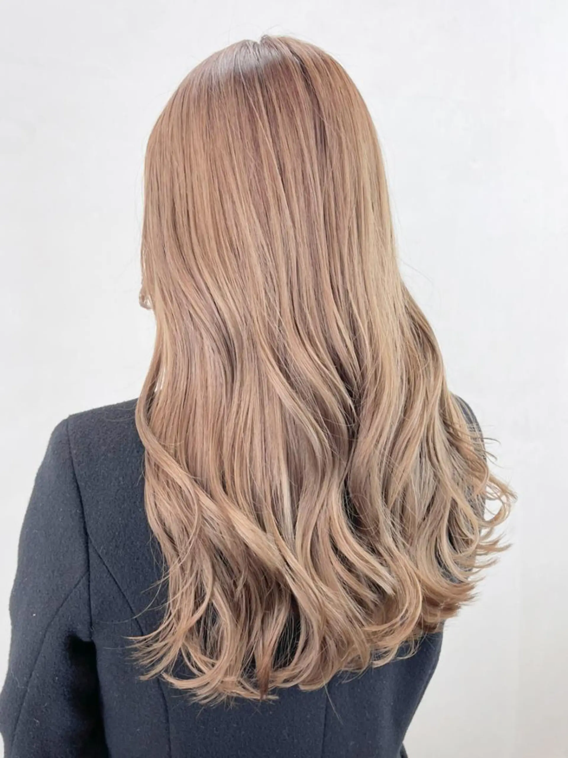 セミロング カラー ヘアアレンジ パーマ カット ヘアカラー トリートメント ITbyALBUM 下北沢店のヘアスタイル