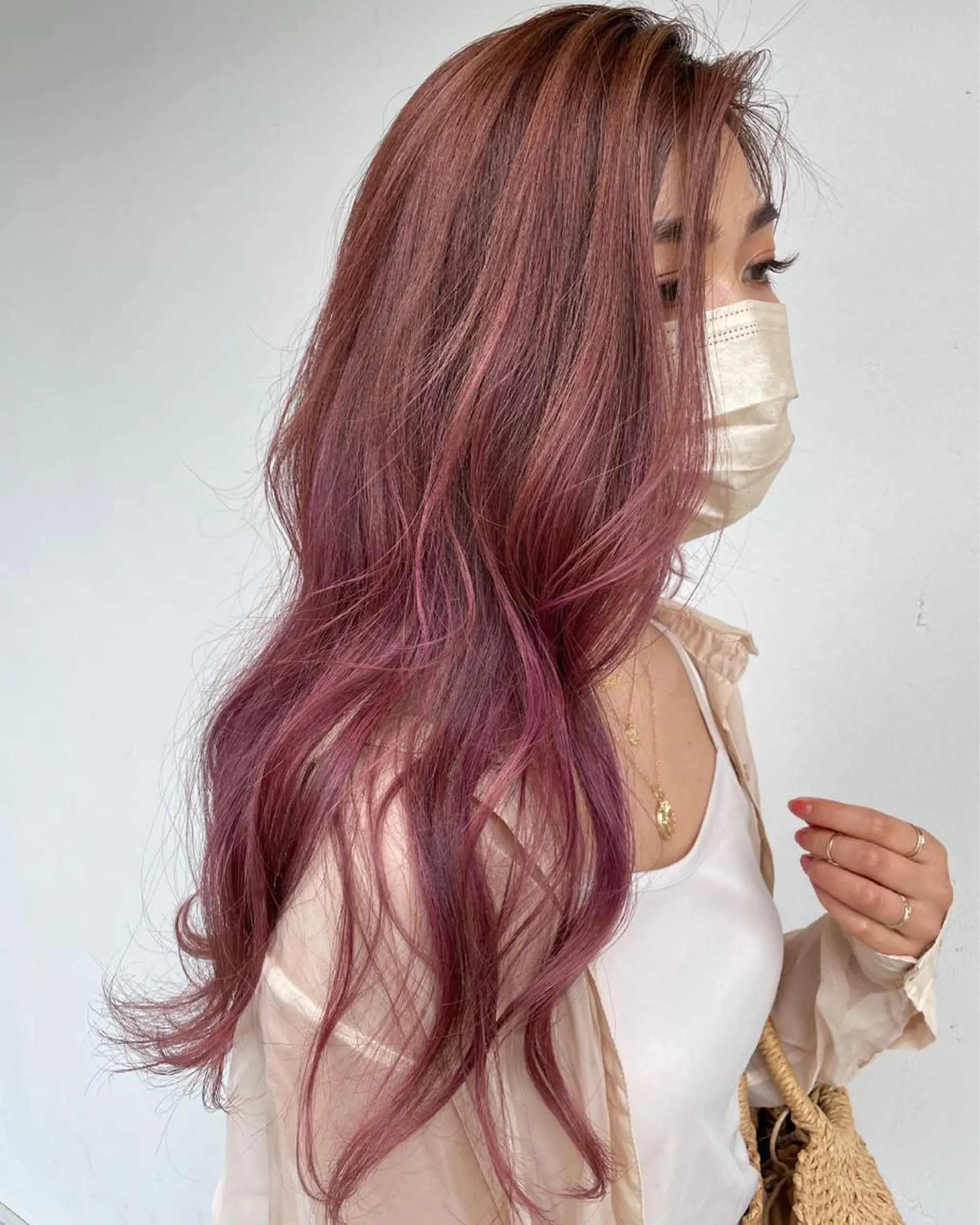 ロング カラー 女性に人気♪ はやしほのかのヘアスタイル