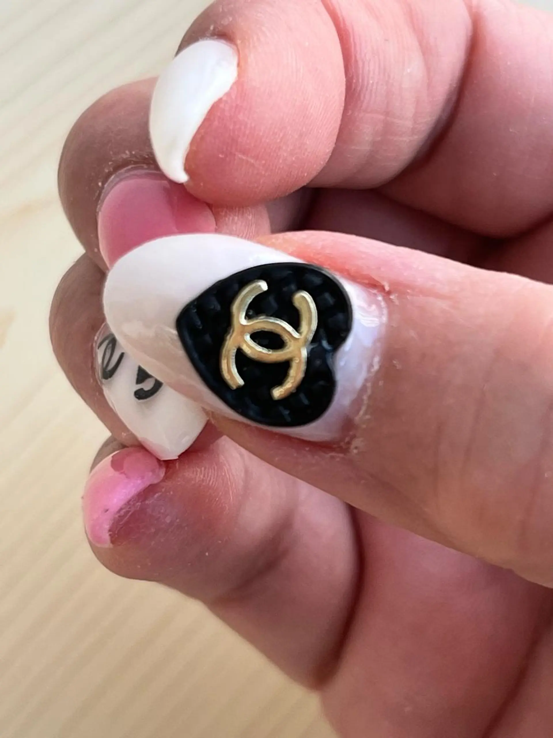 ネイル plaisir所属・plaisir プレジールネイルのネイルデザイン