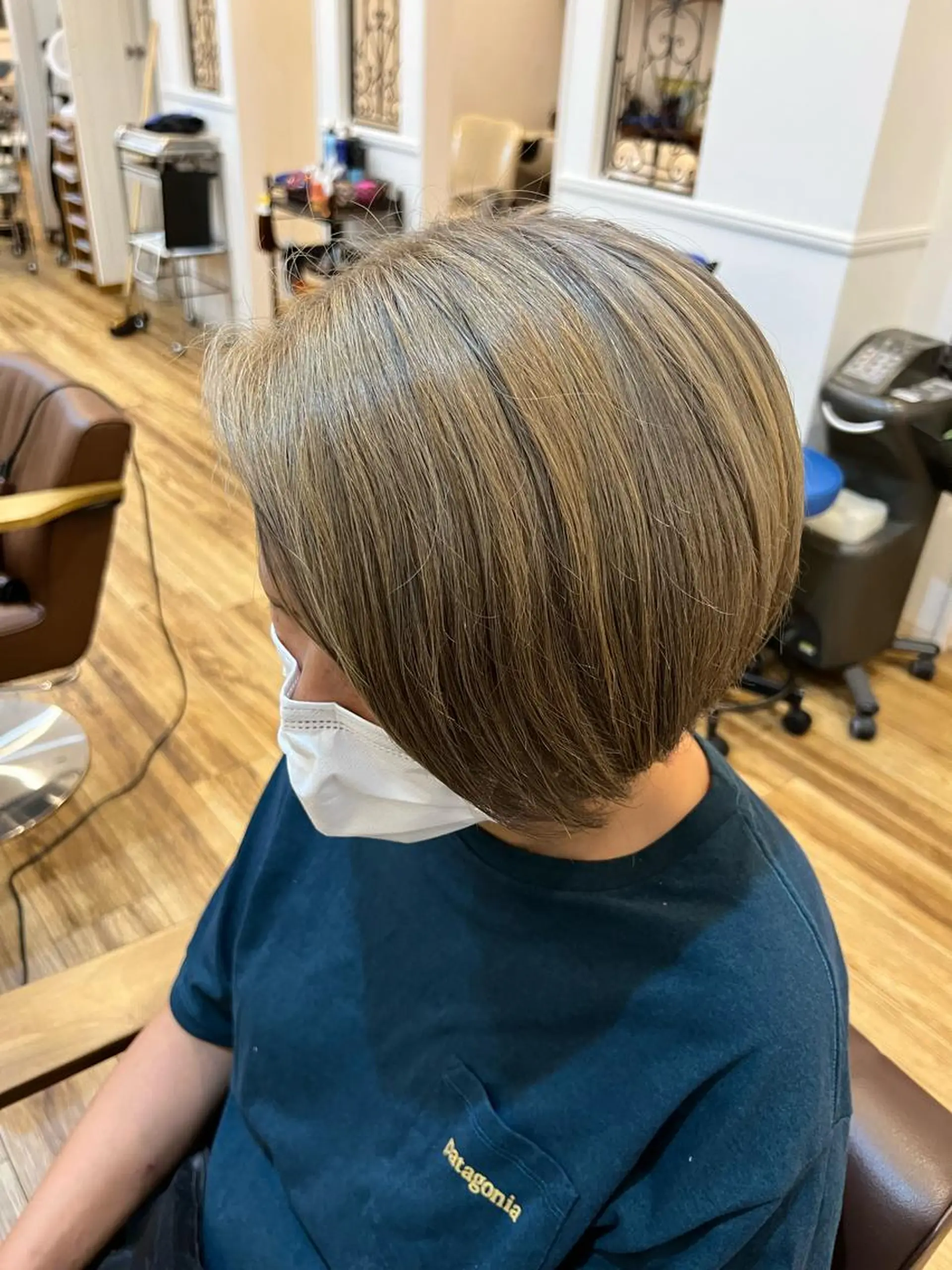 ミディアム カラー 美容室Class所属・🐰ハイトーンカラー 畠山　渡🐰のヘアスタイル