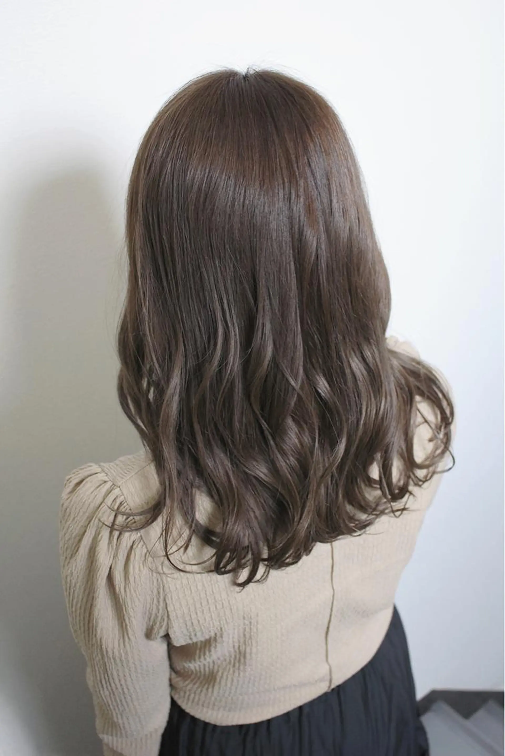 セミロング カラー グレージュ カット ヘアカラー 土居 正季のヘアスタイル