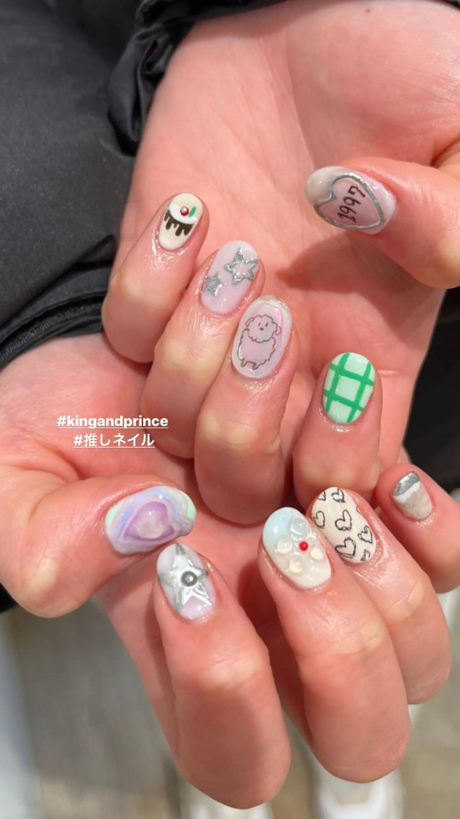 ネイル niconail 千歳烏山店所属・niconail 🧣ayu 📍烏山のネイルデザイン